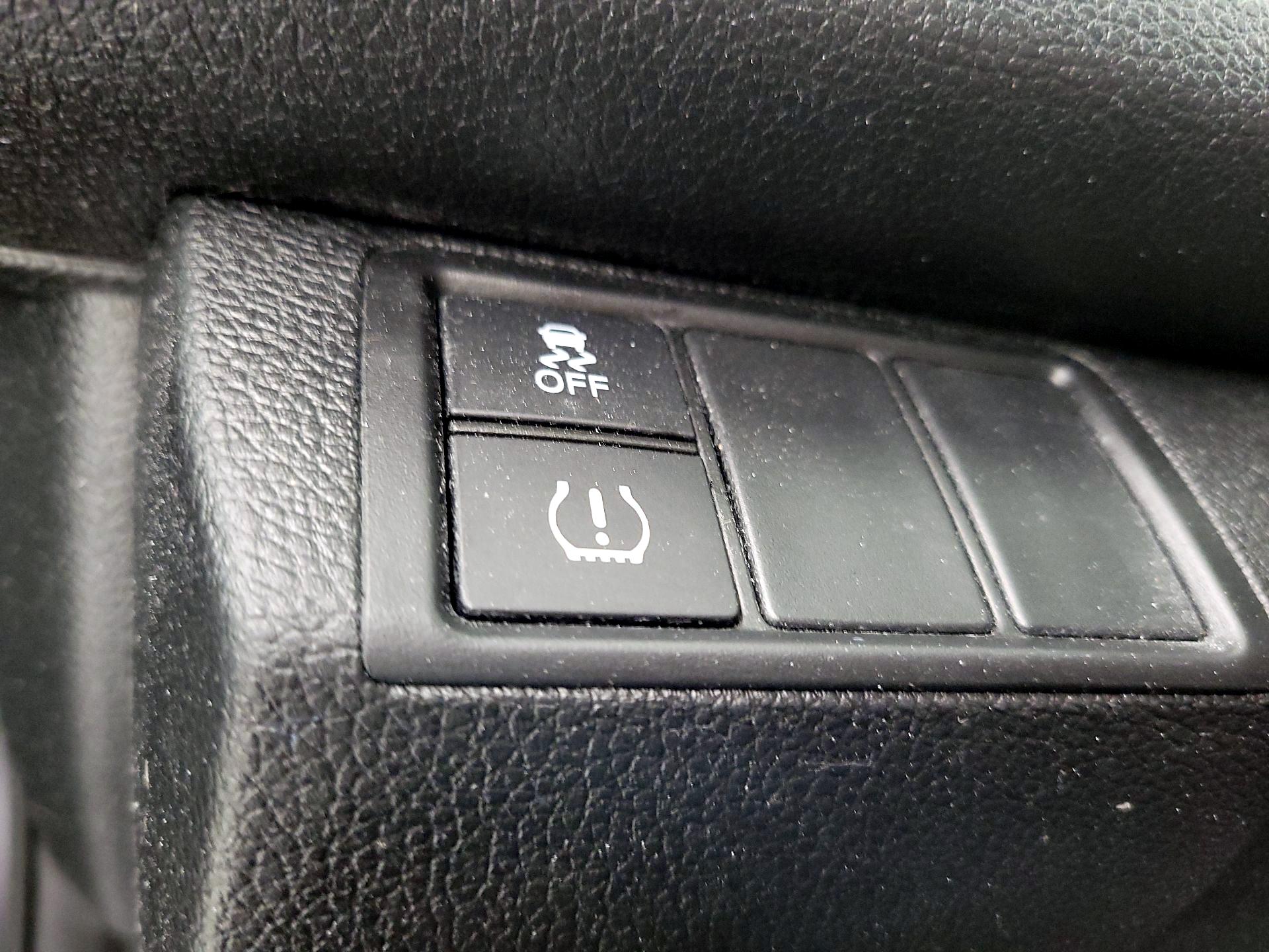 Thumbnail: 2017 Honda Civic - 13