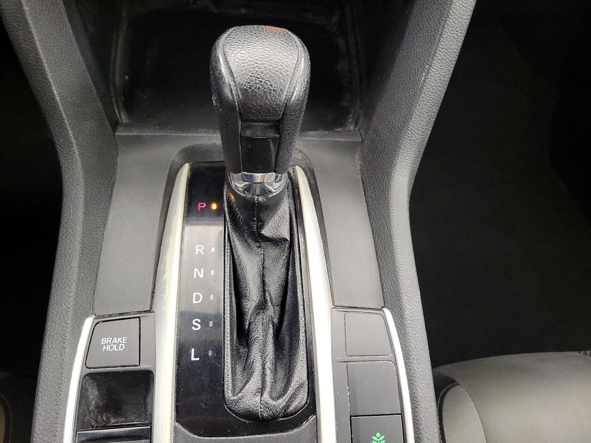 Thumbnail: 2017 Honda Civic - 17