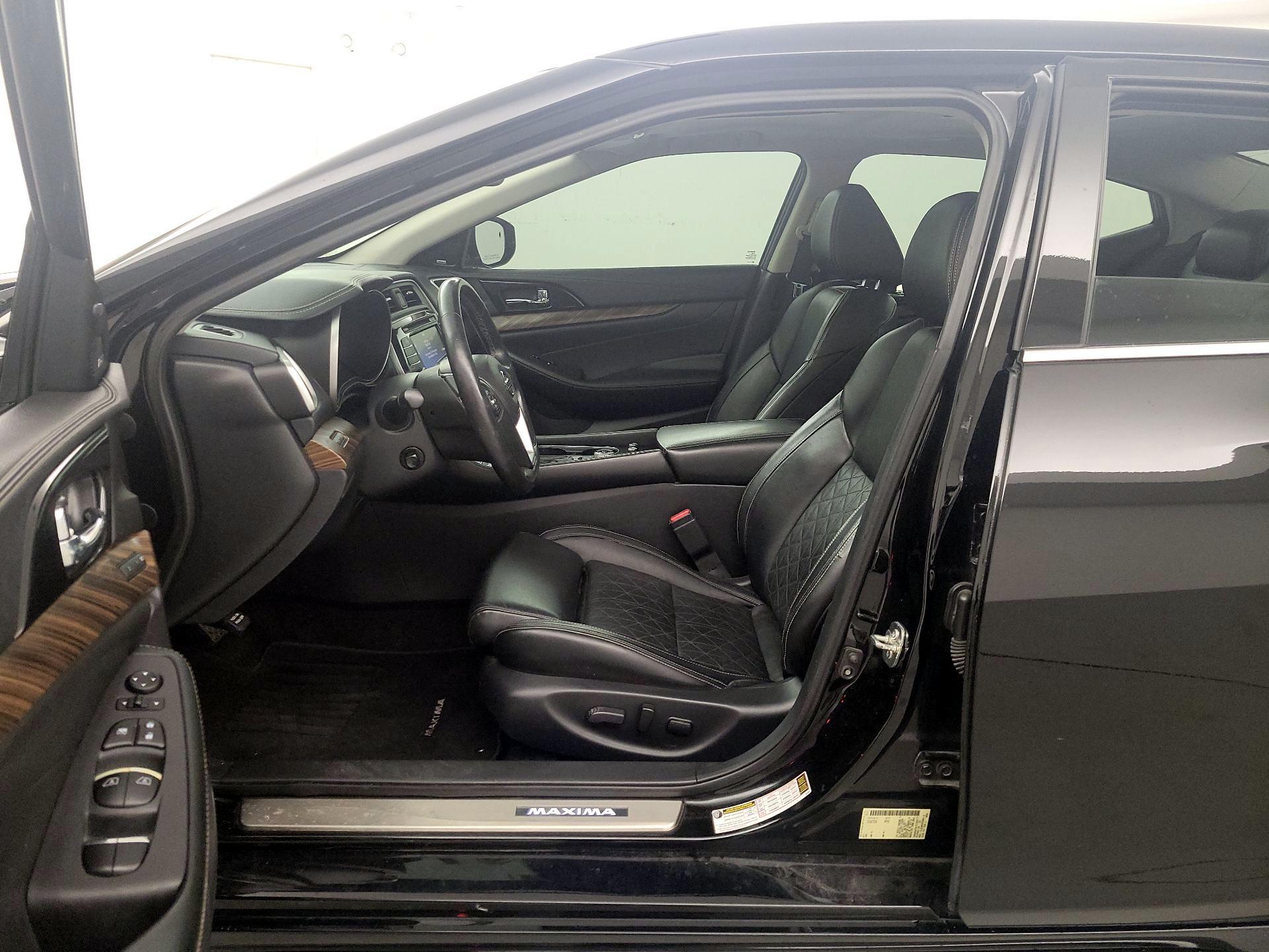 Thumbnail: 2017 Nissan Maxima - 11