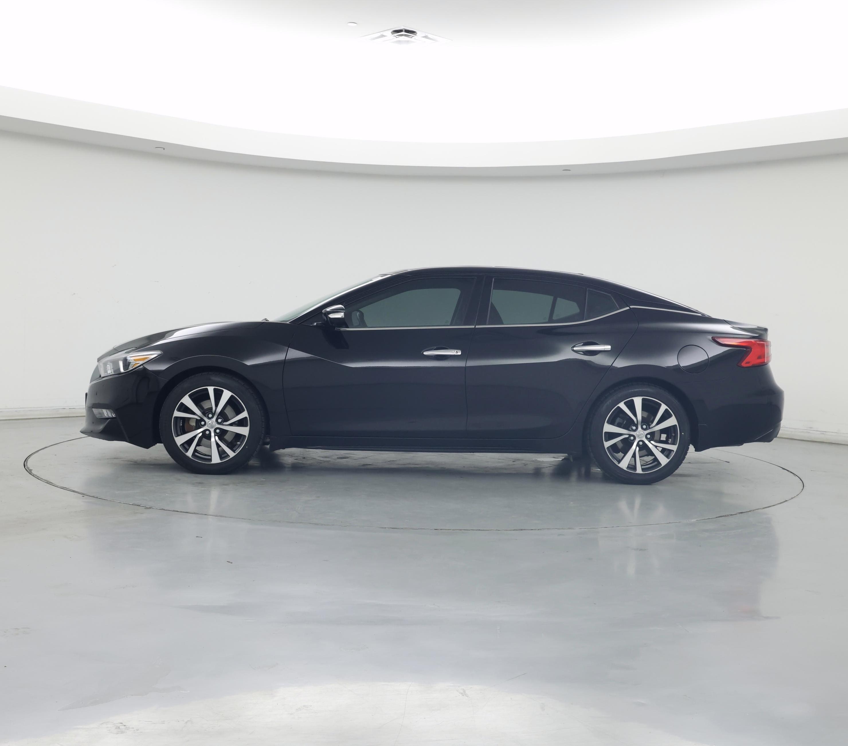 Thumbnail: 2017 Nissan Maxima - 3