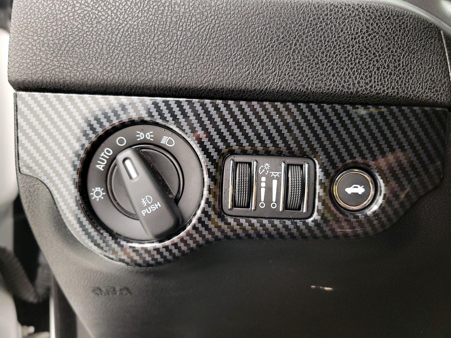 Thumbnail: 2021 Dodge Charger - 13