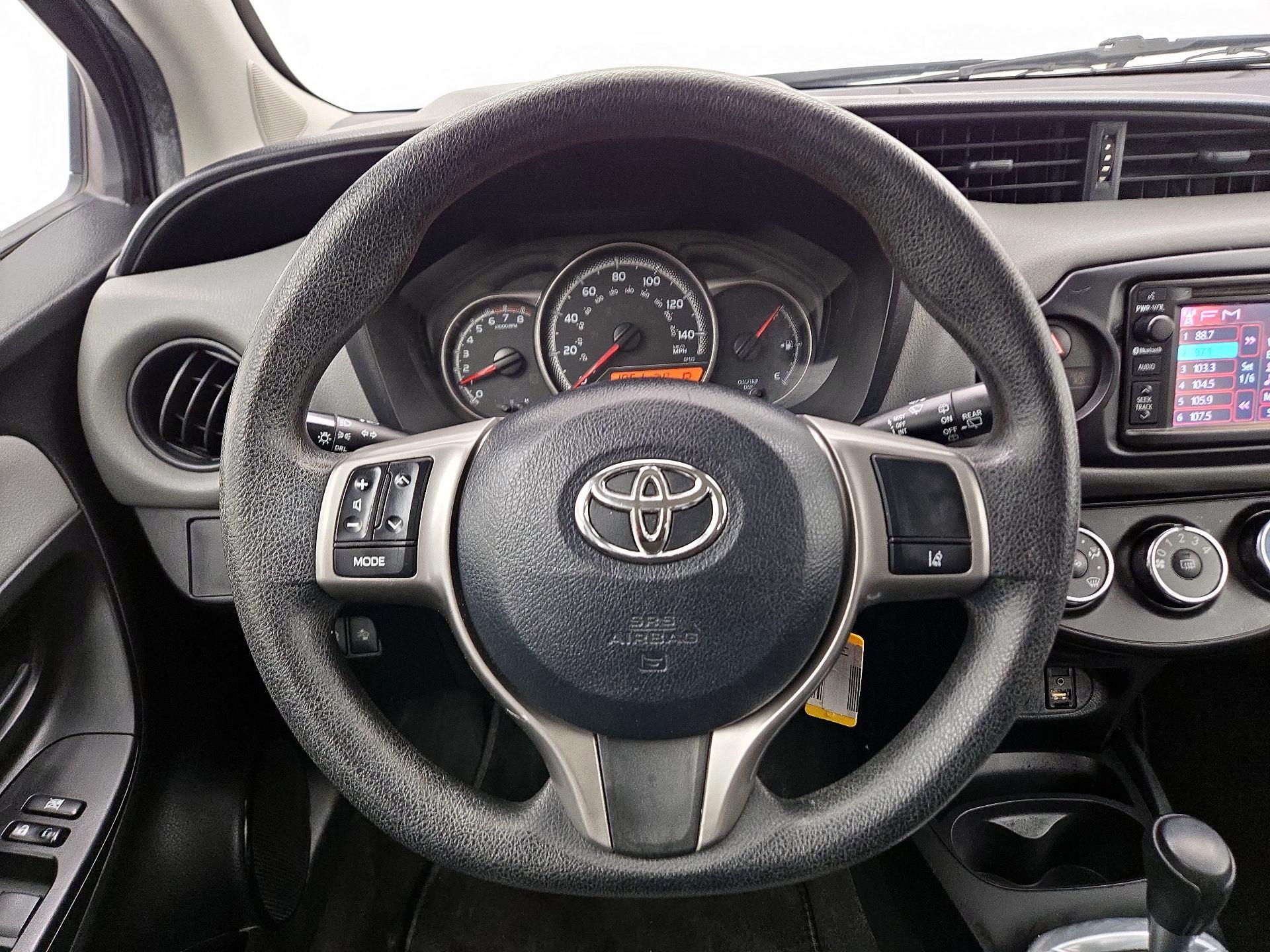 Thumbnail: 2017 Toyota Yaris - 10