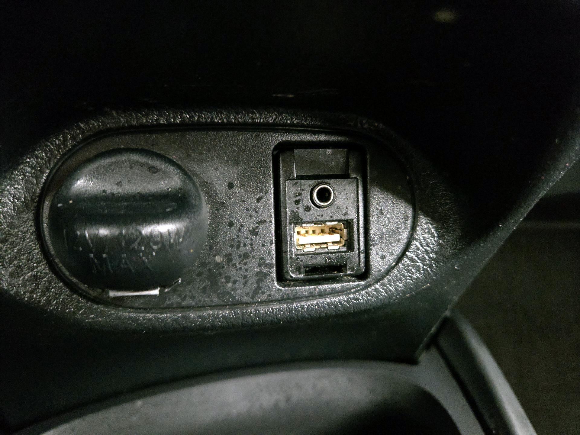 Thumbnail: 2017 Toyota Yaris - 17