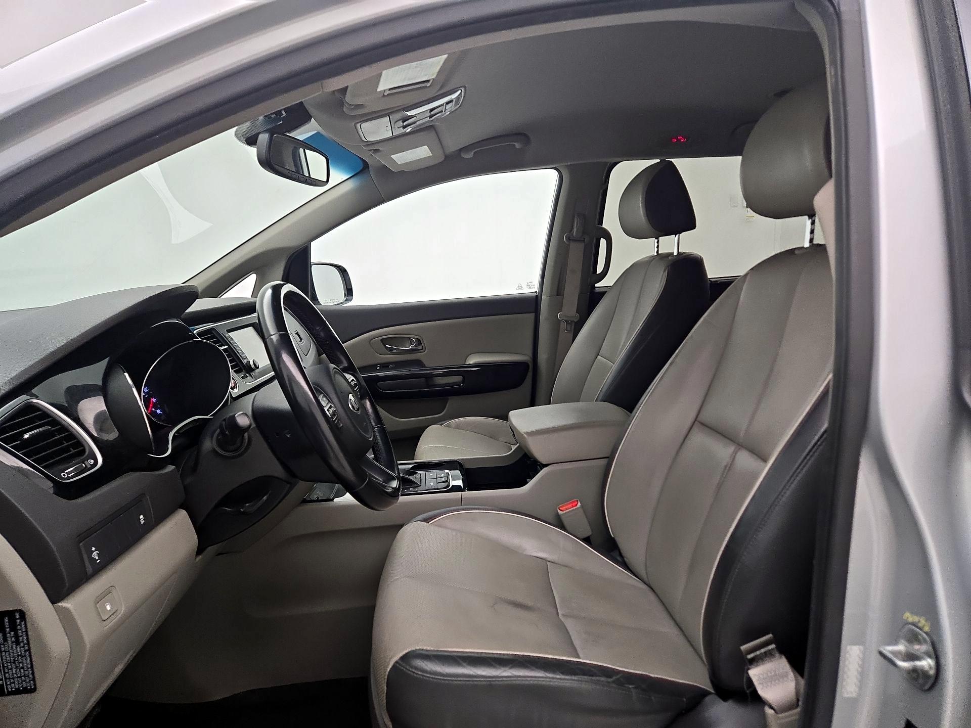 Thumbnail: 2018 Kia Sedona - 11