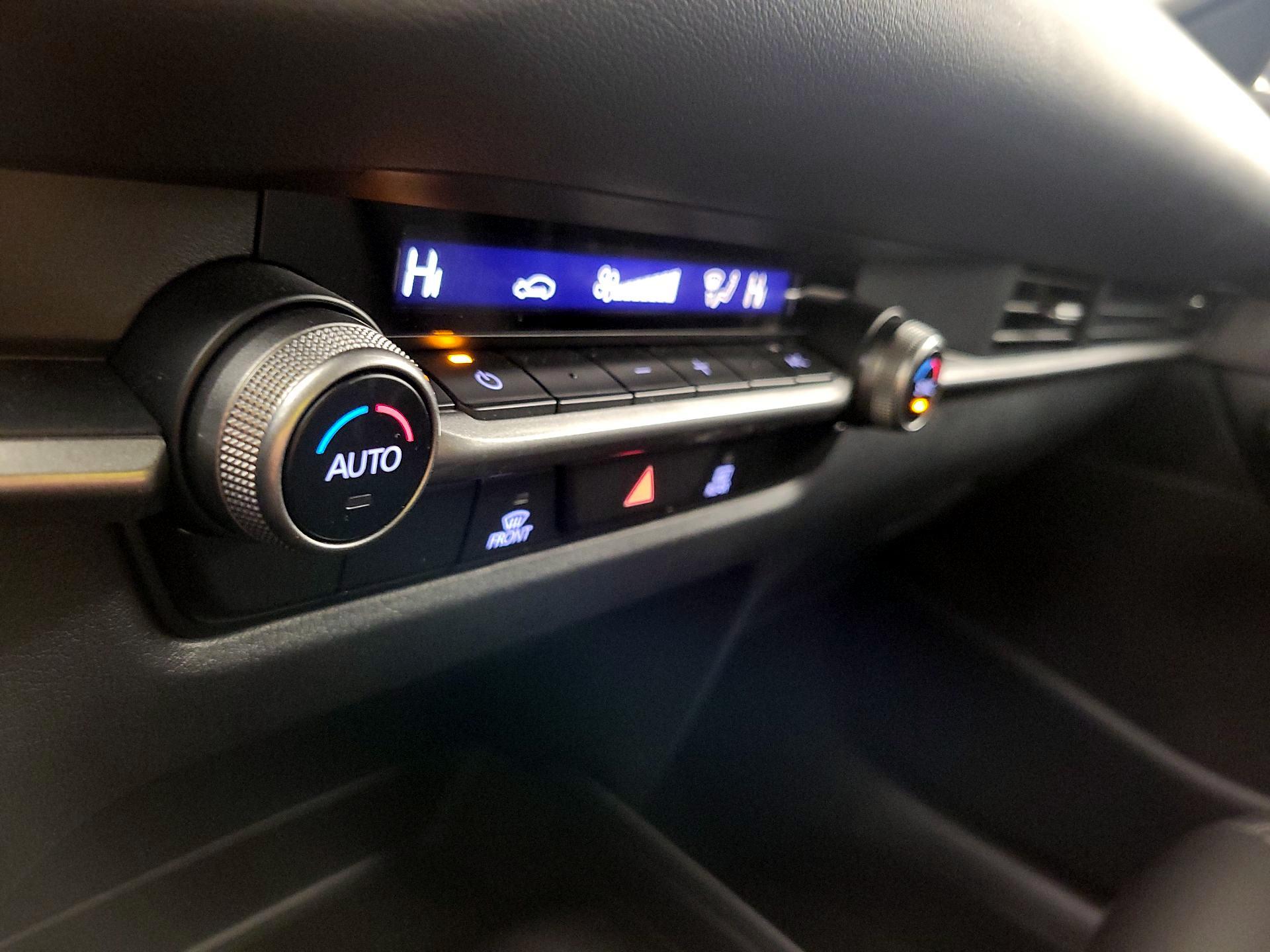 Thumbnail: 2022 Mazda CX-30 - 16