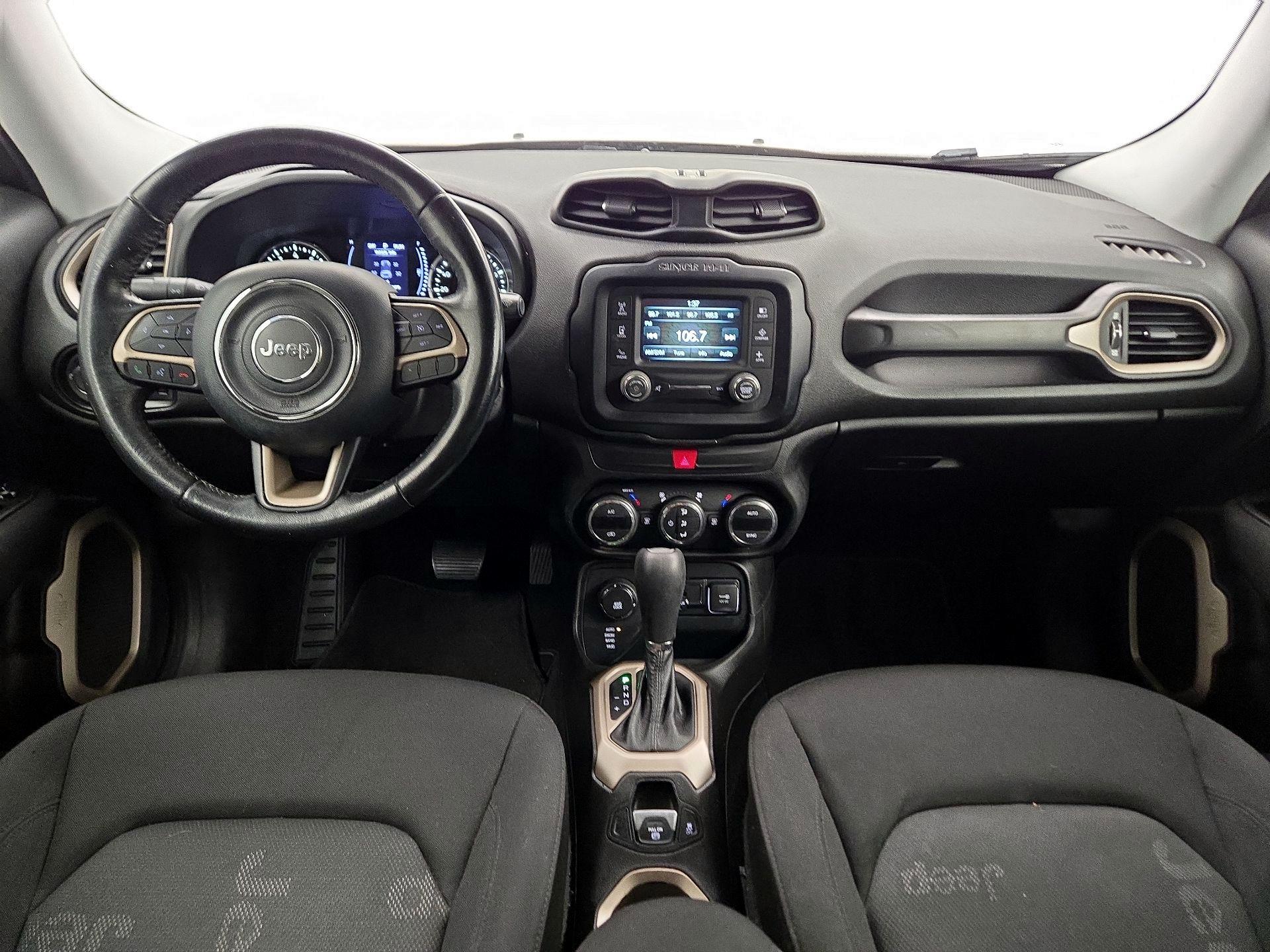 Thumbnail: 2017 Jeep Renegade - 9