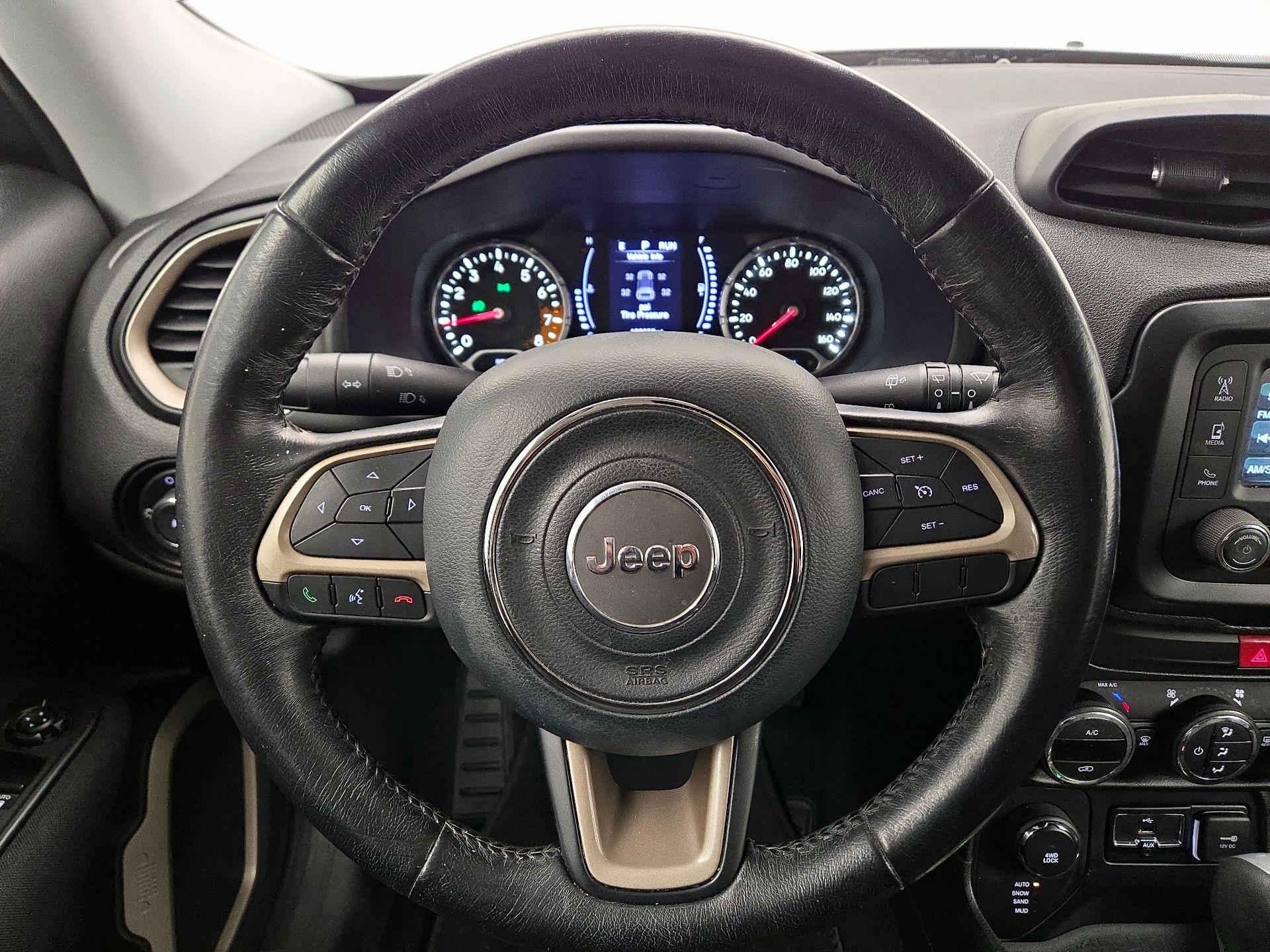 Thumbnail: 2017 Jeep Renegade - 10