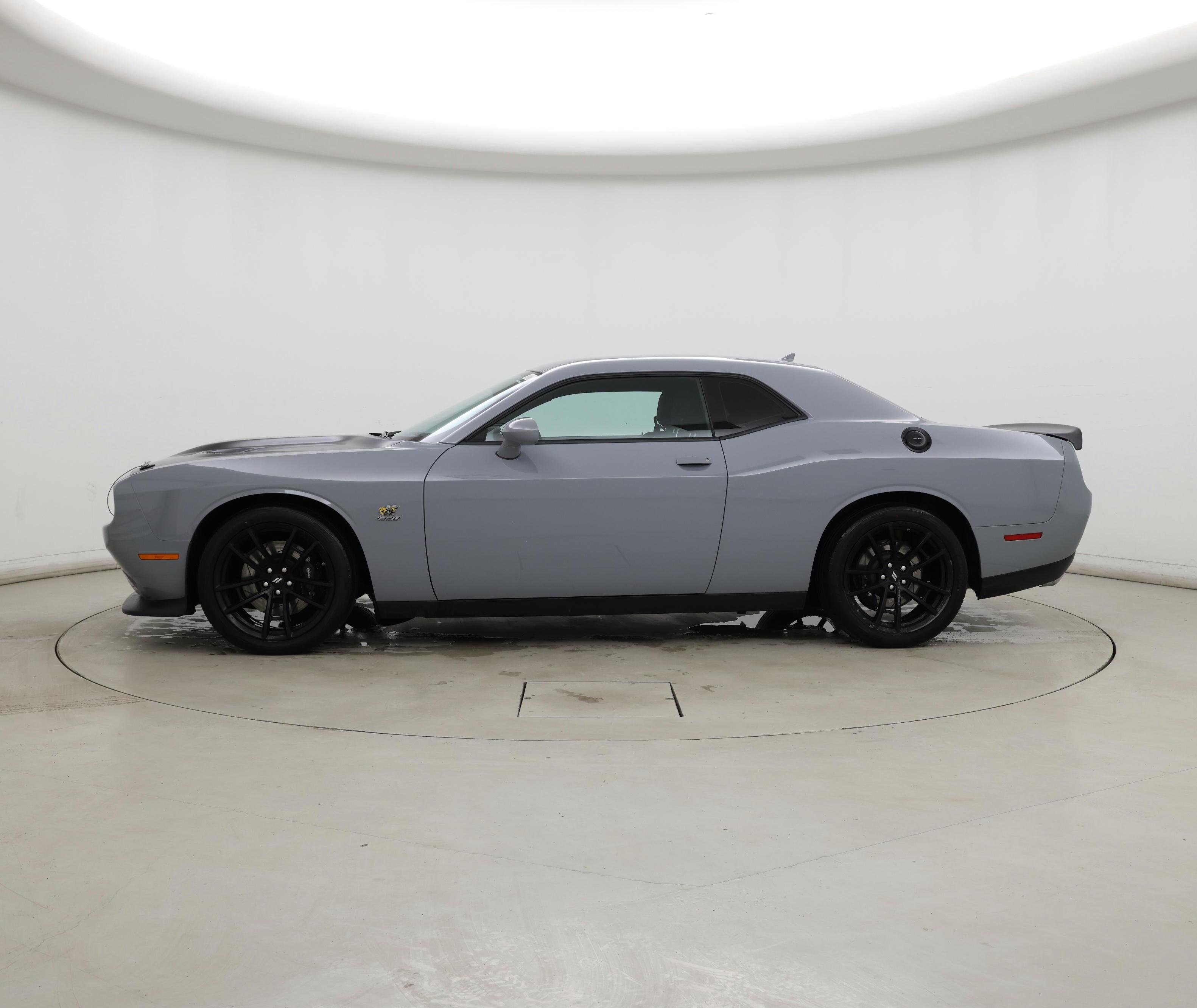 Thumbnail: 2020 Dodge Challenger - 3