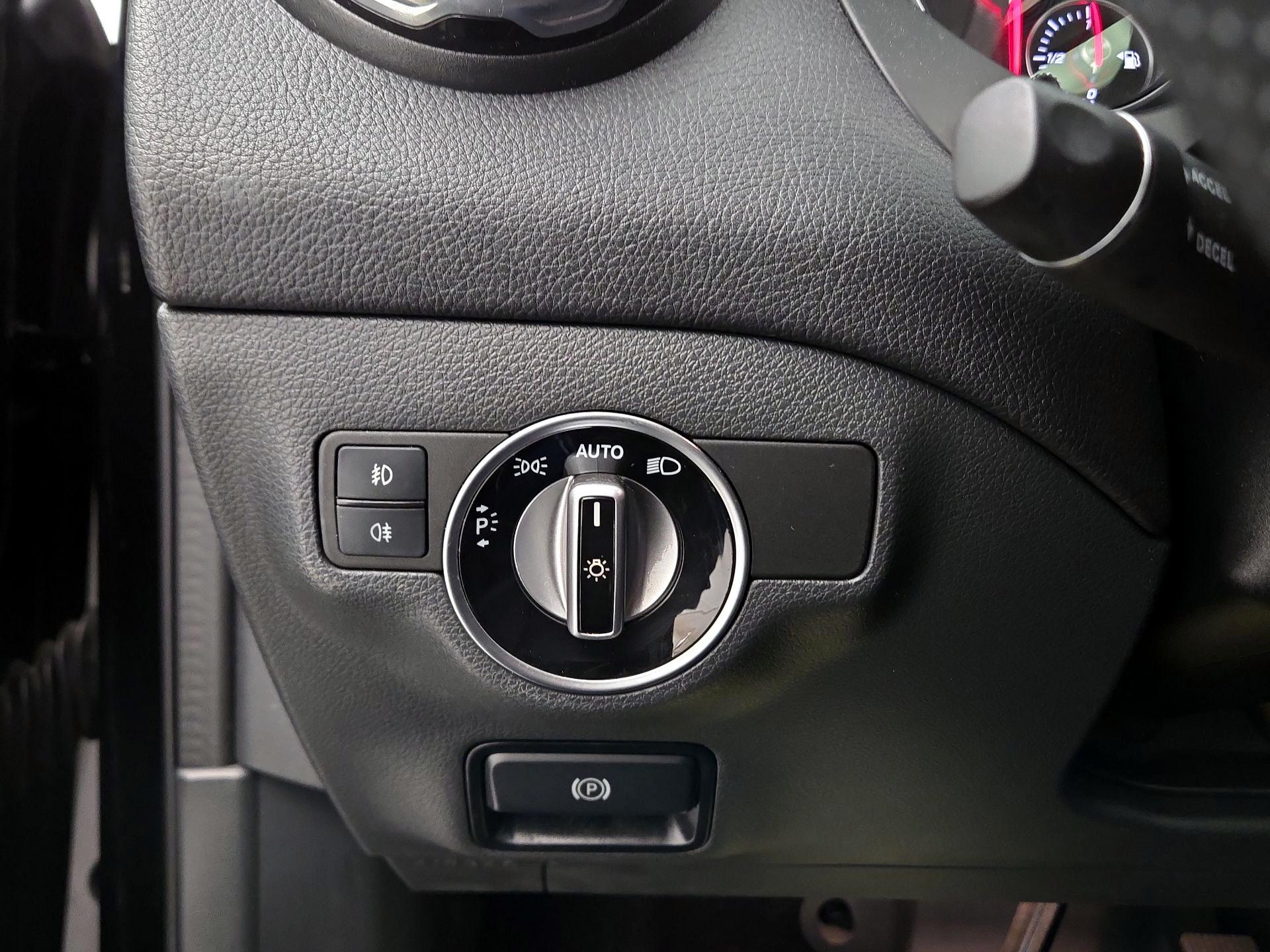 Thumbnail: 2020 Mercedes-Benz GLA - 13