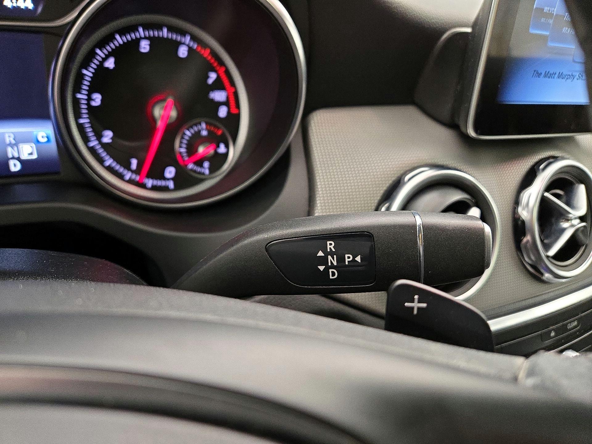 Thumbnail: 2020 Mercedes-Benz GLA - 17