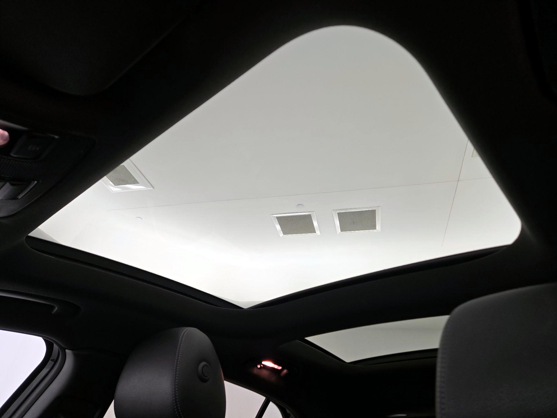 Thumbnail: 2020 Mercedes-Benz GLA - 19