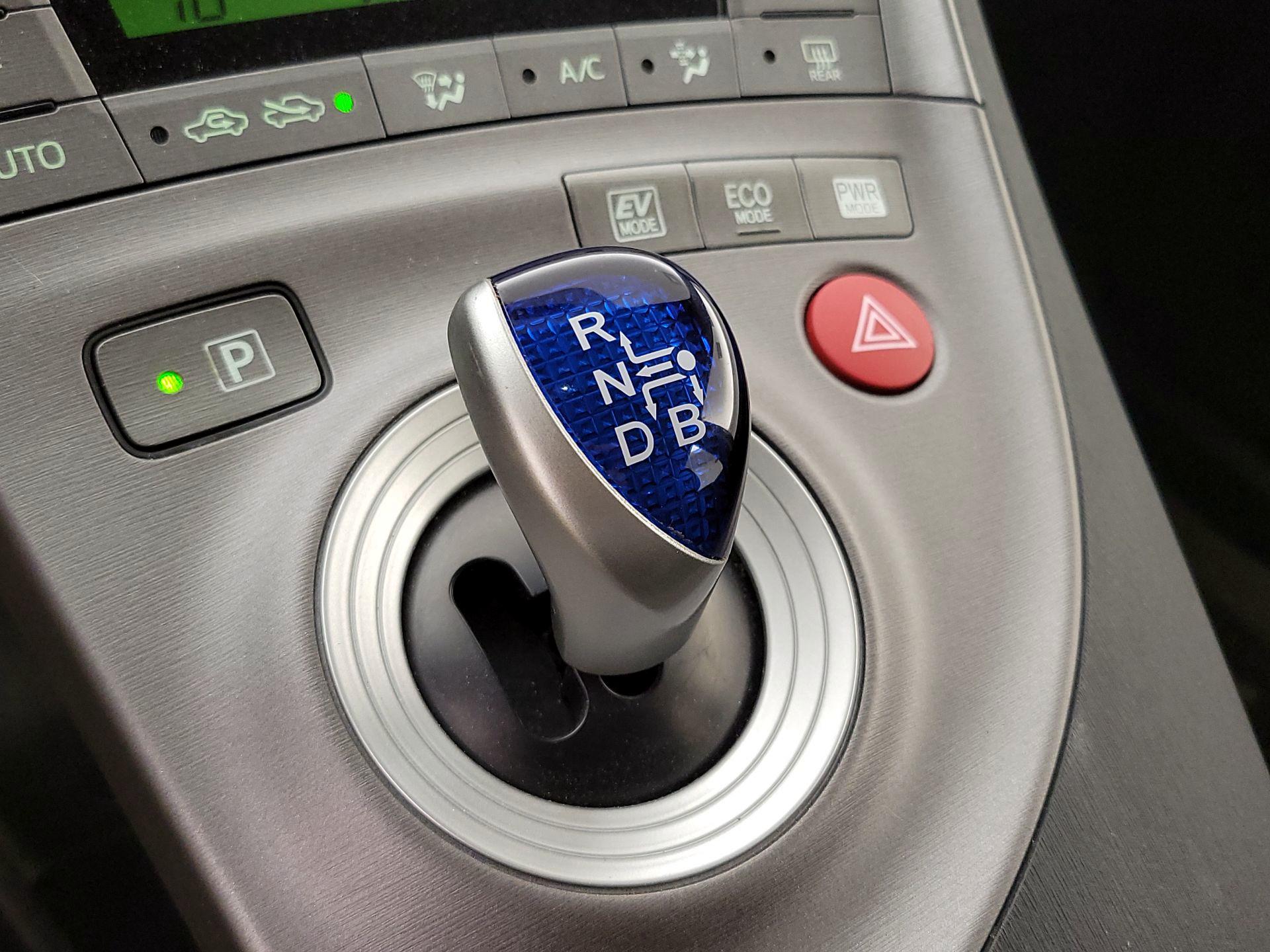 Thumbnail: 2014 Toyota Prius - 17