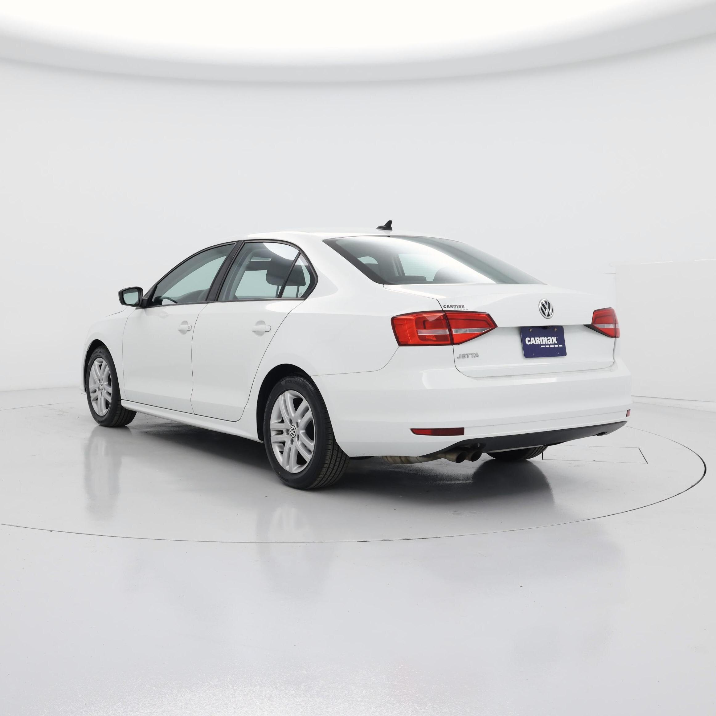 Thumbnail: 2015 Volkswagen Jetta - 2