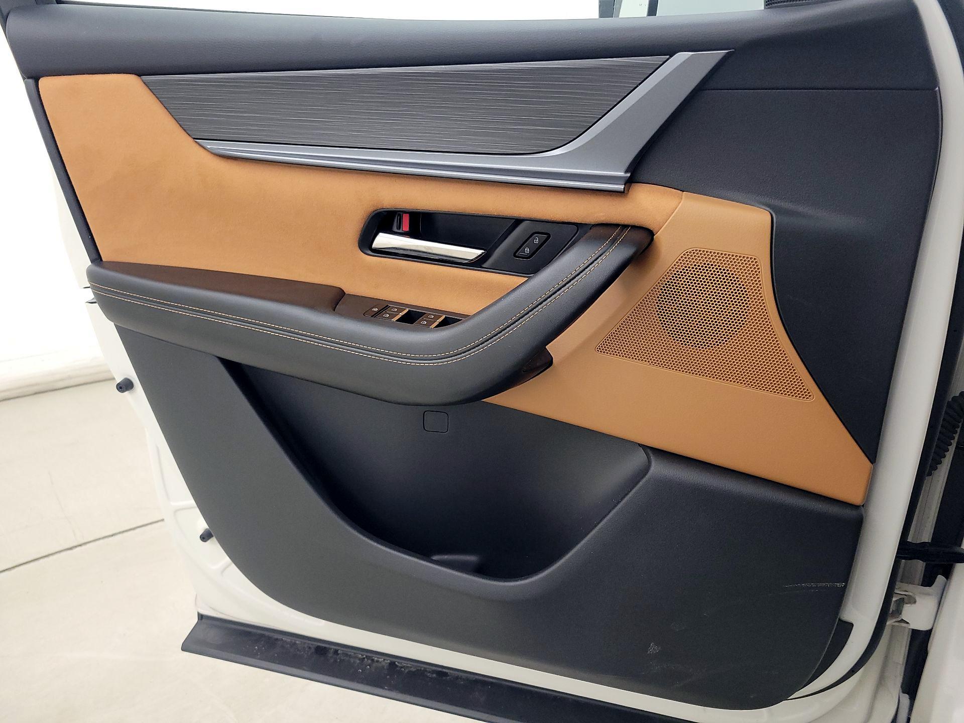 Thumbnail: 2024 Mazda CX-90 - 12