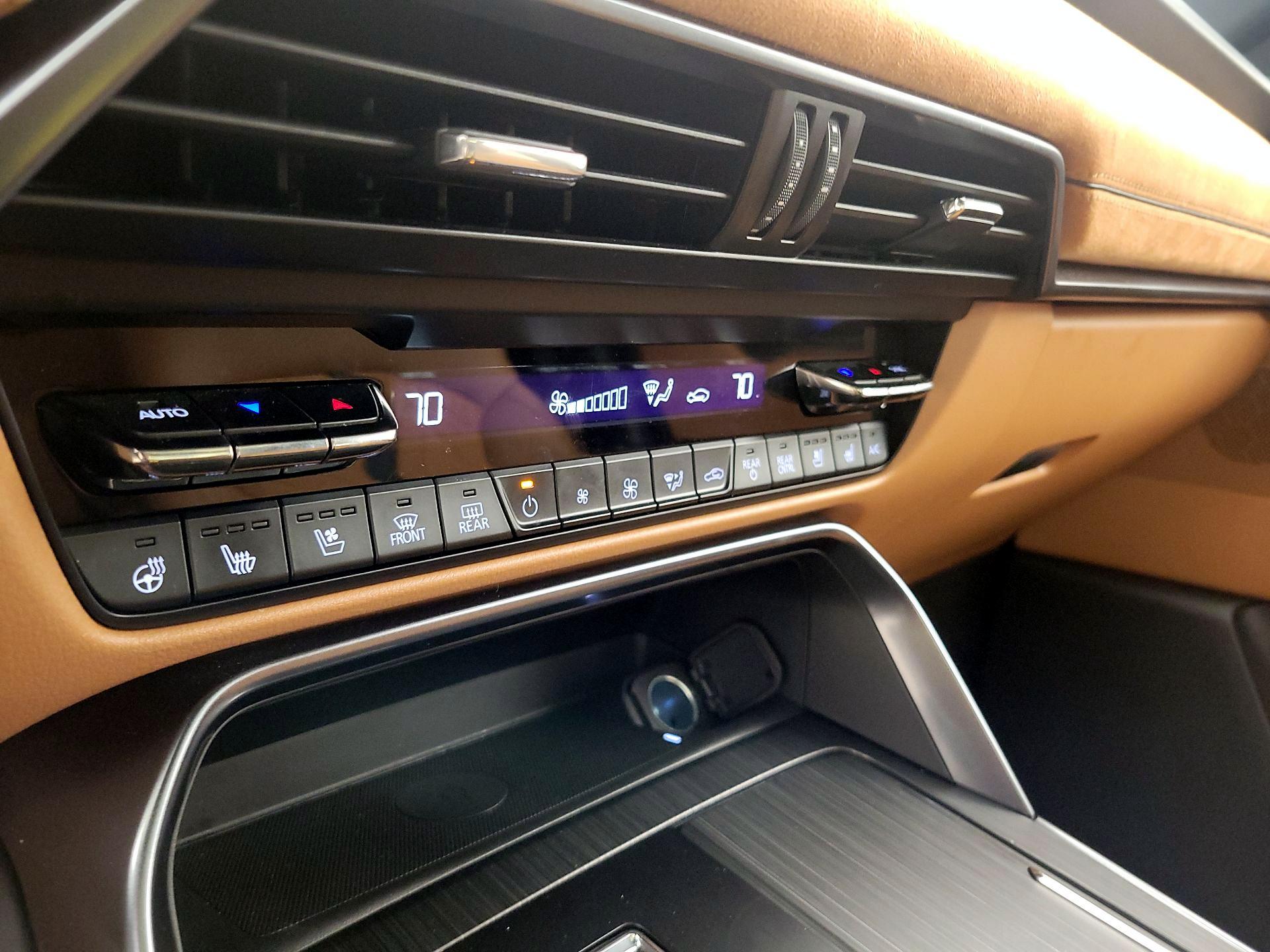 Thumbnail: 2024 Mazda CX-90 - 17