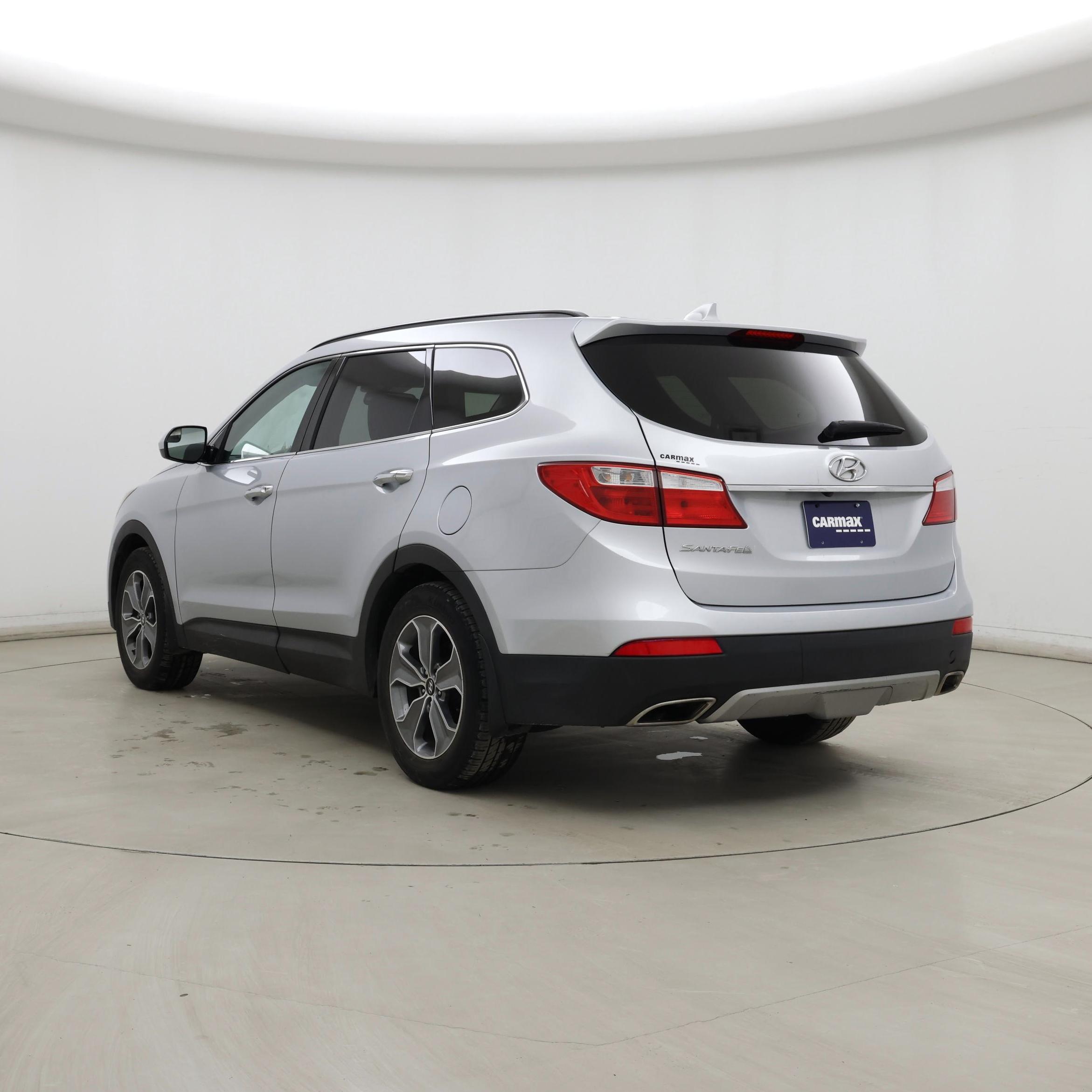 Thumbnail: 2015 Hyundai Santa Fe - 2