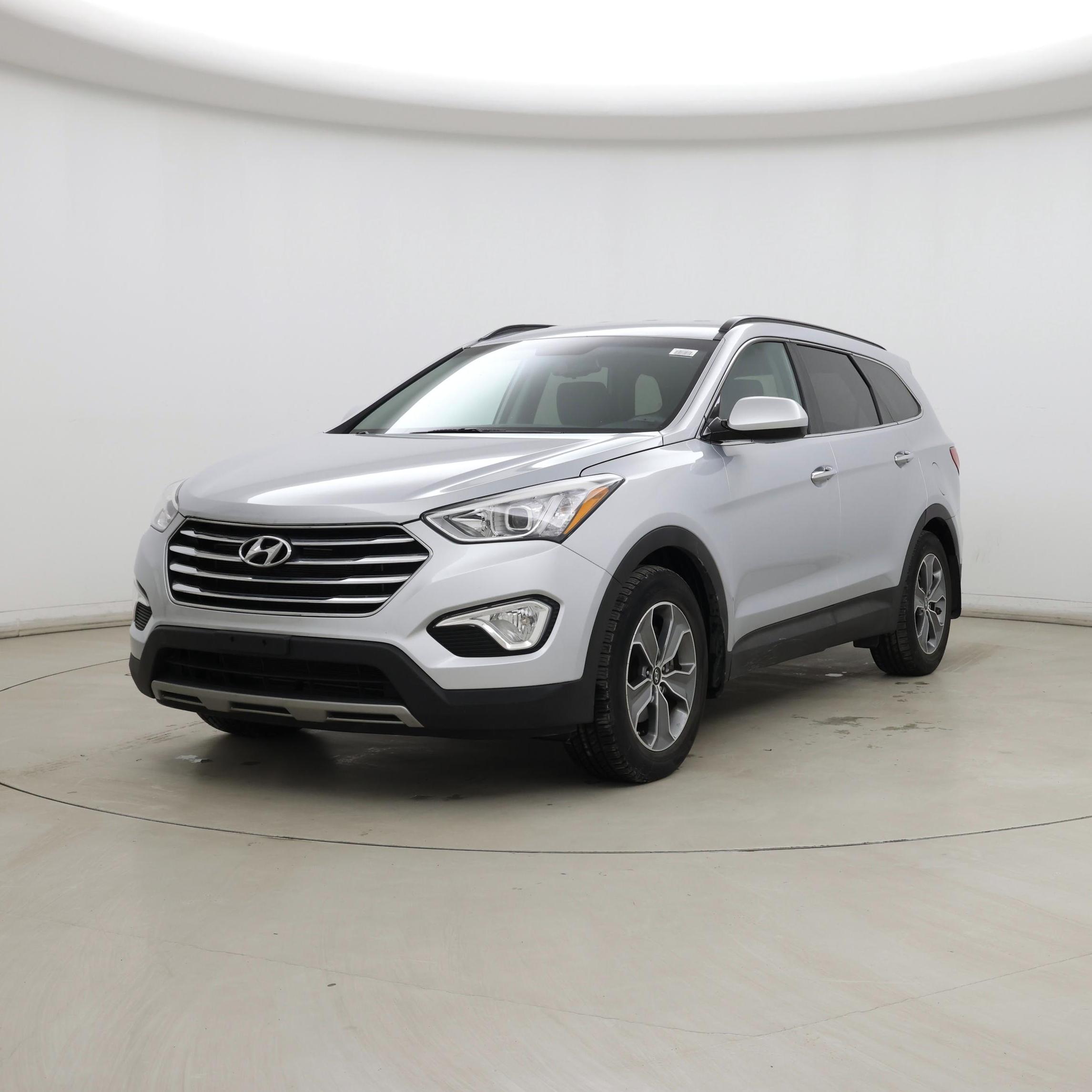 Thumbnail: 2015 Hyundai Santa Fe - 4