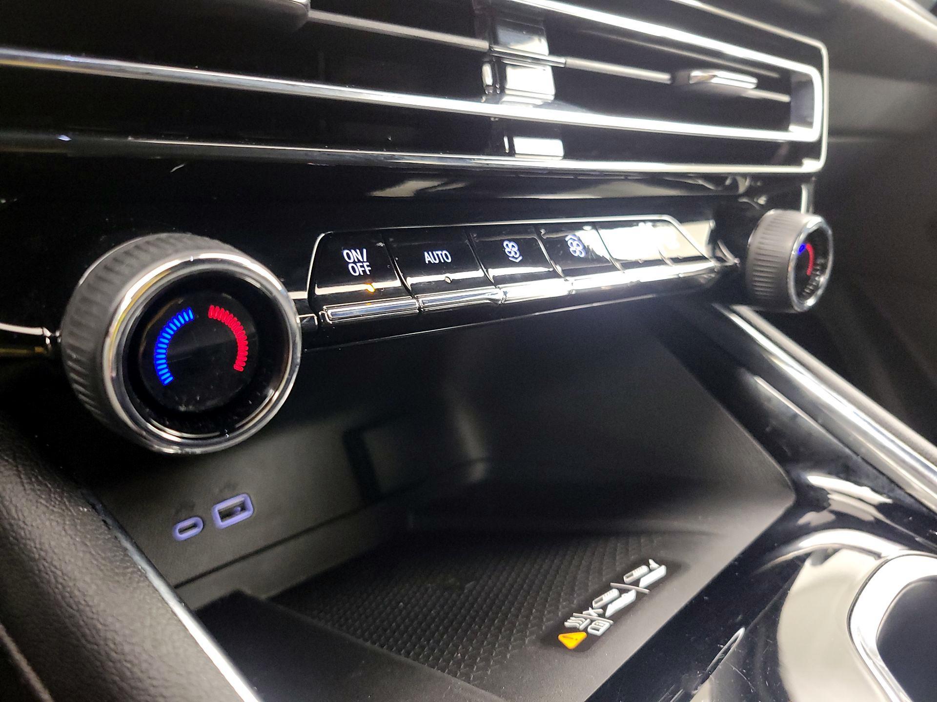 Thumbnail: 2025 Chevrolet Traverse - 17