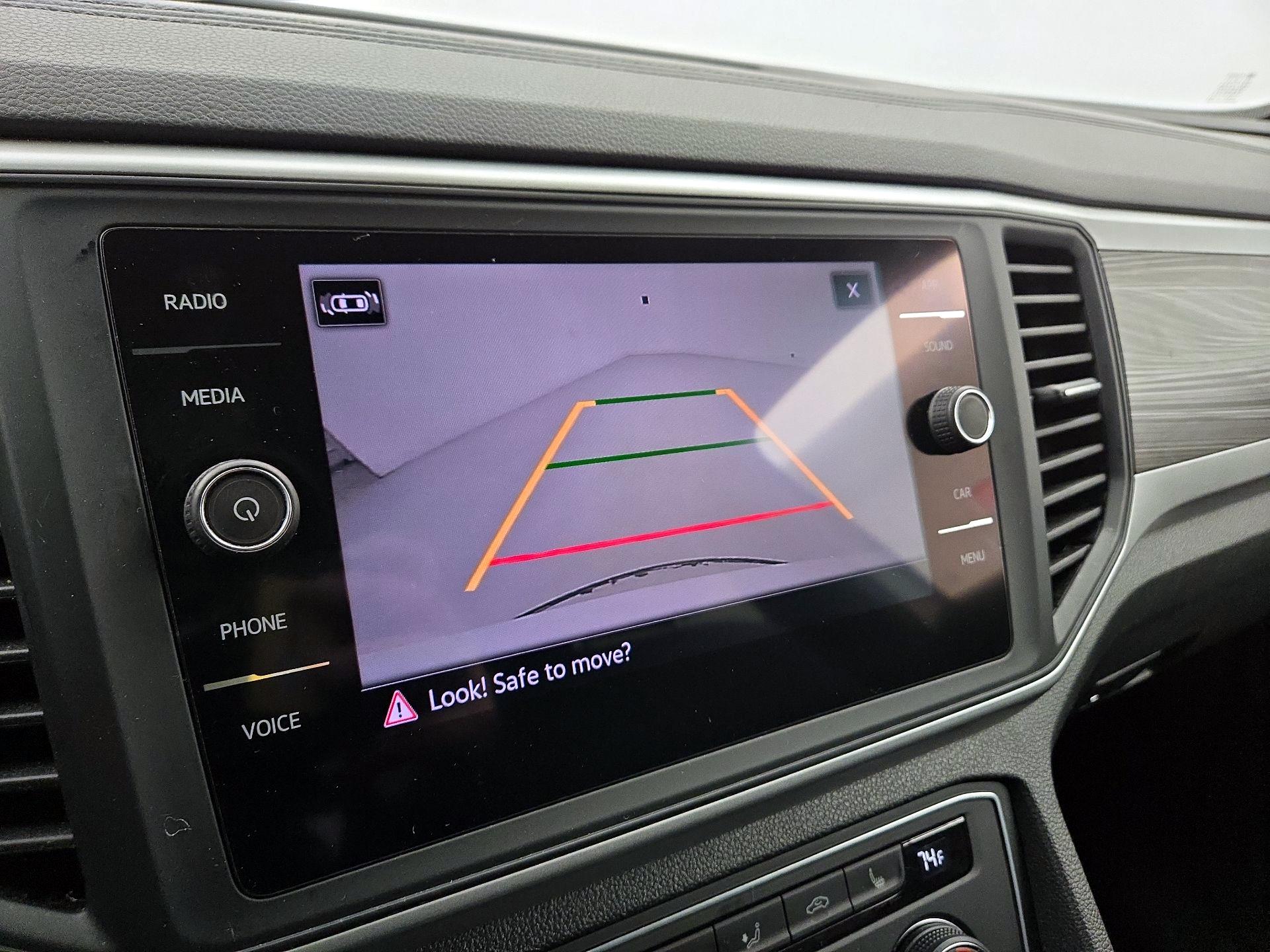 Thumbnail: 2021 Volkswagen Atlas - 14