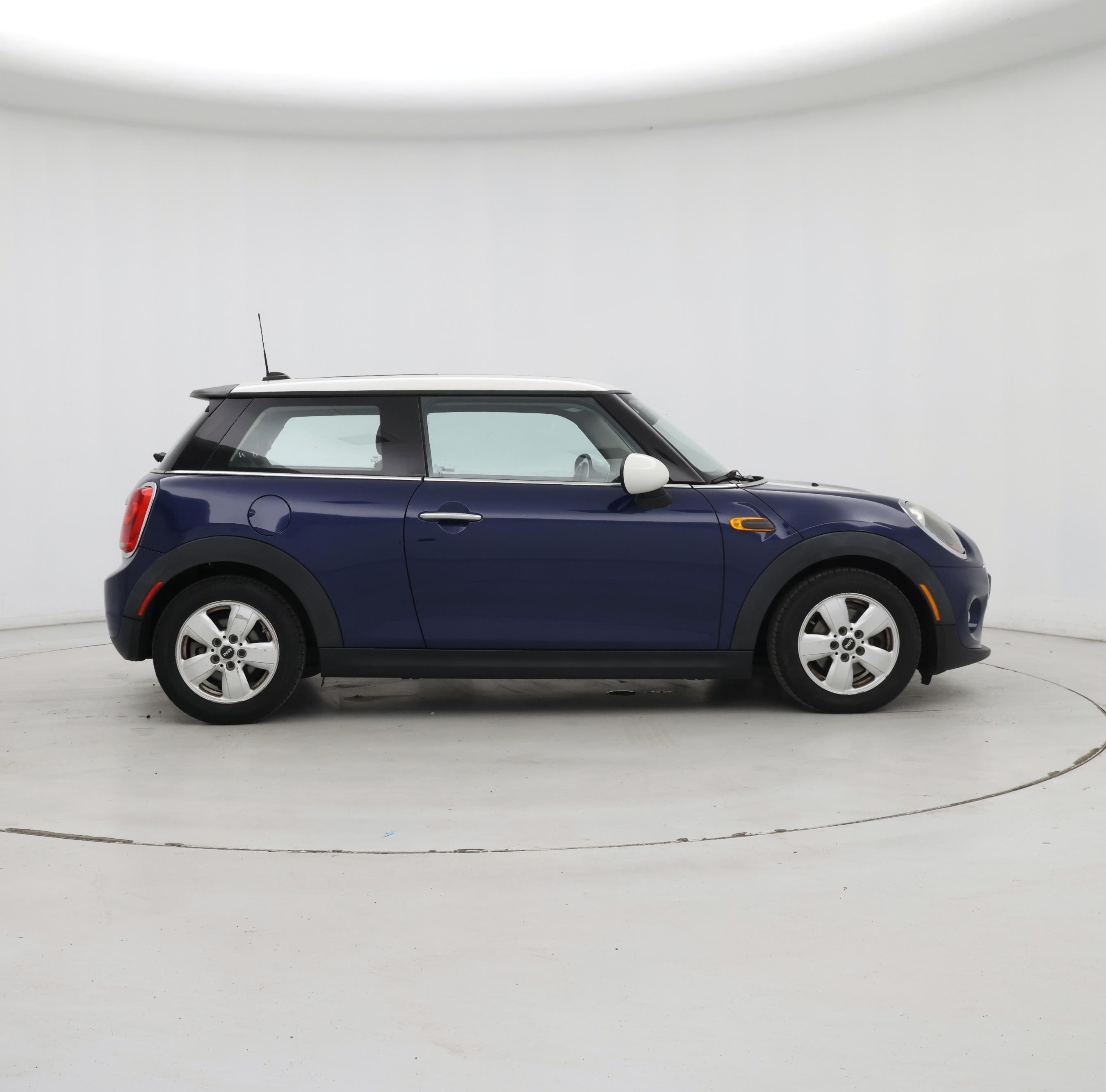 Thumbnail: 2015 MINI Cooper Hardtop - 7