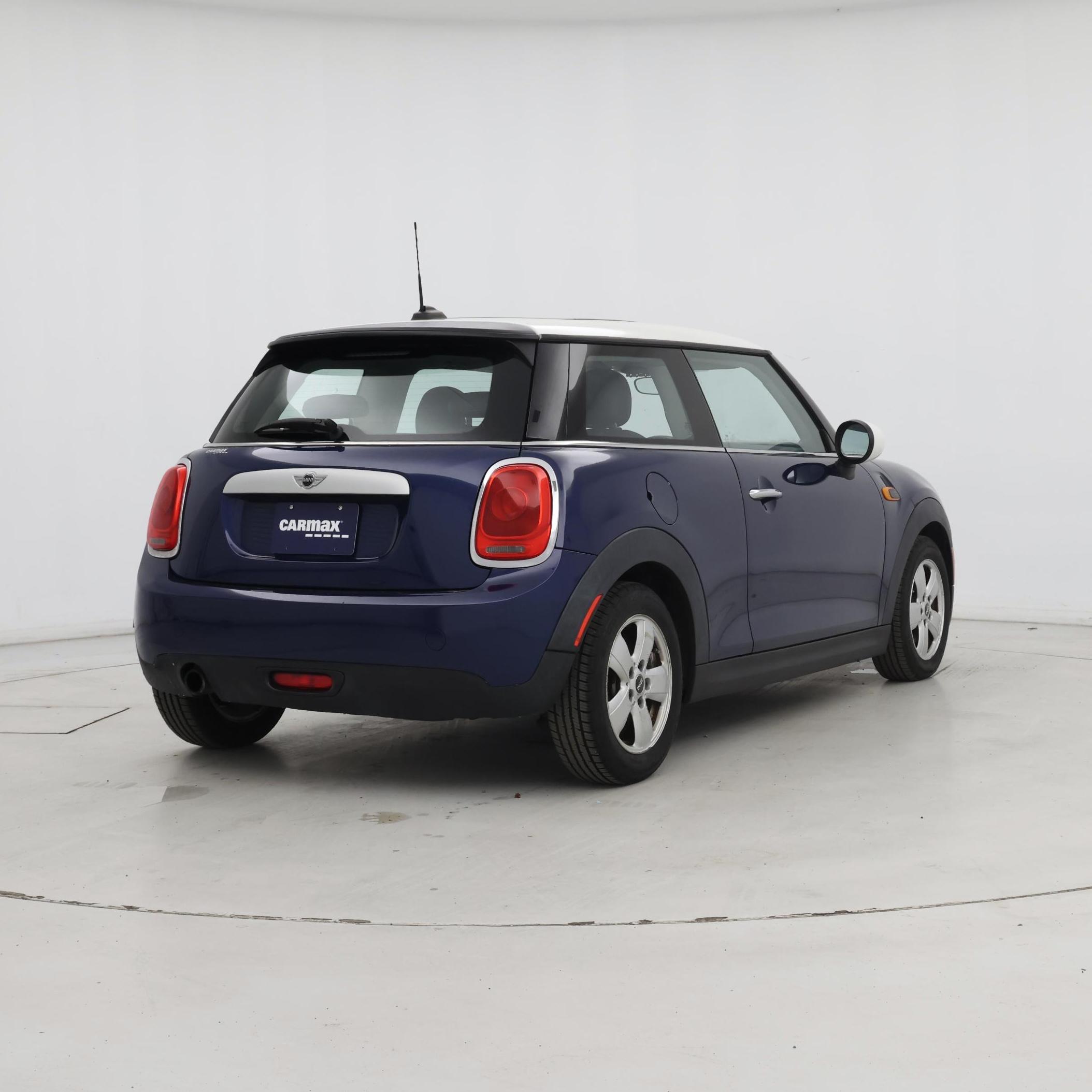 Thumbnail: 2015 MINI Cooper Hardtop - 8