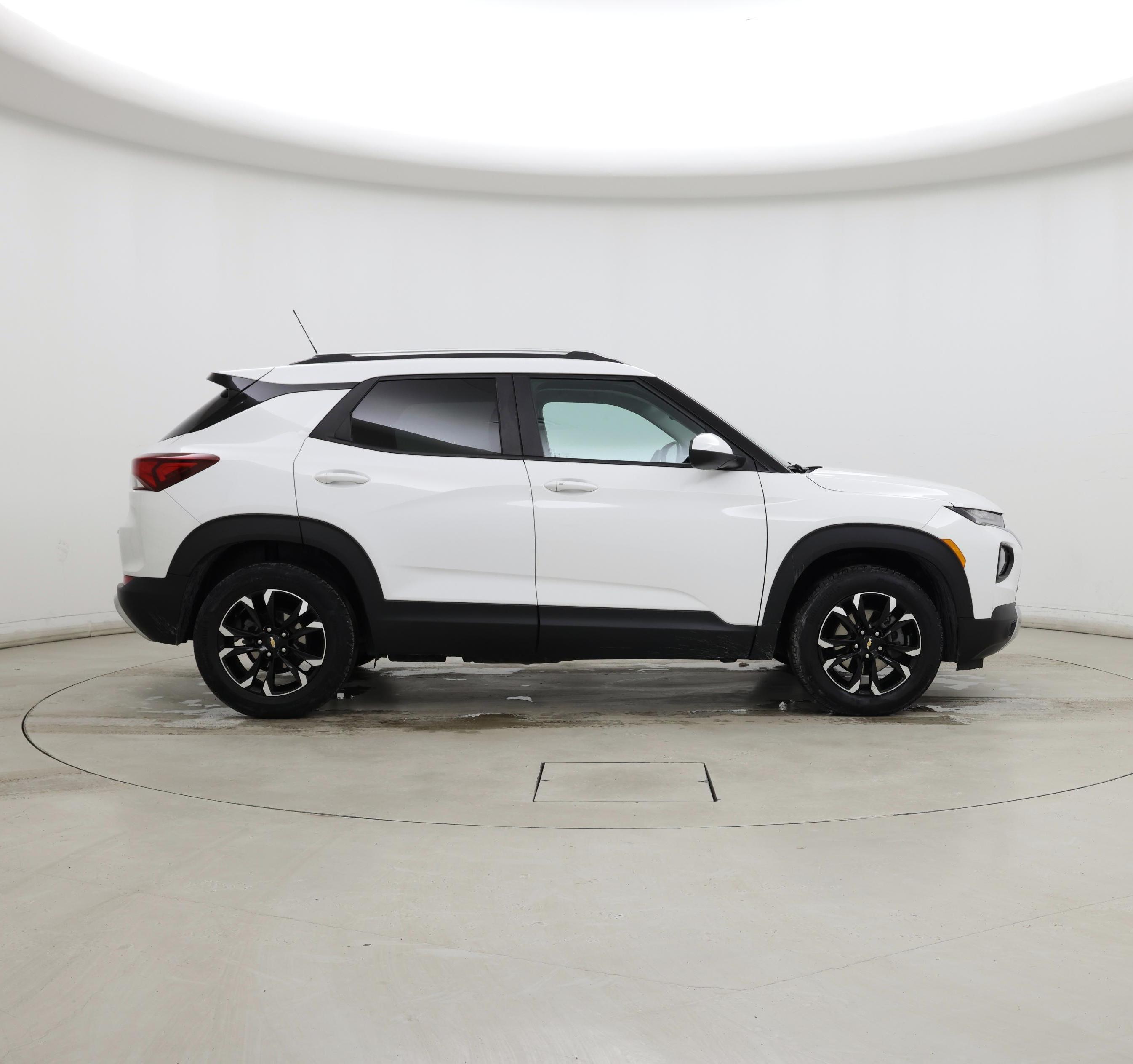 Thumbnail: 2021 Chevrolet TrailBlazer - 7