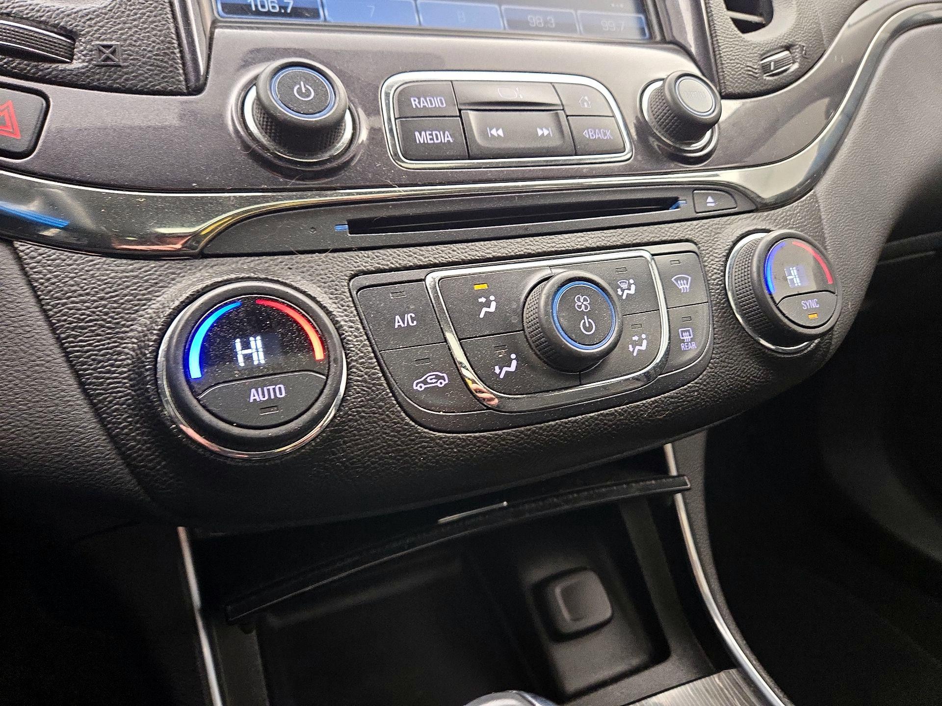 Thumbnail: 2016 Chevrolet Impala - 16