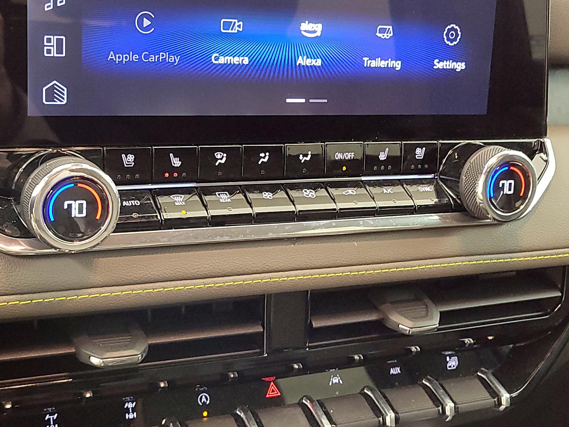 Thumbnail: 2025 Chevrolet Colorado - 17