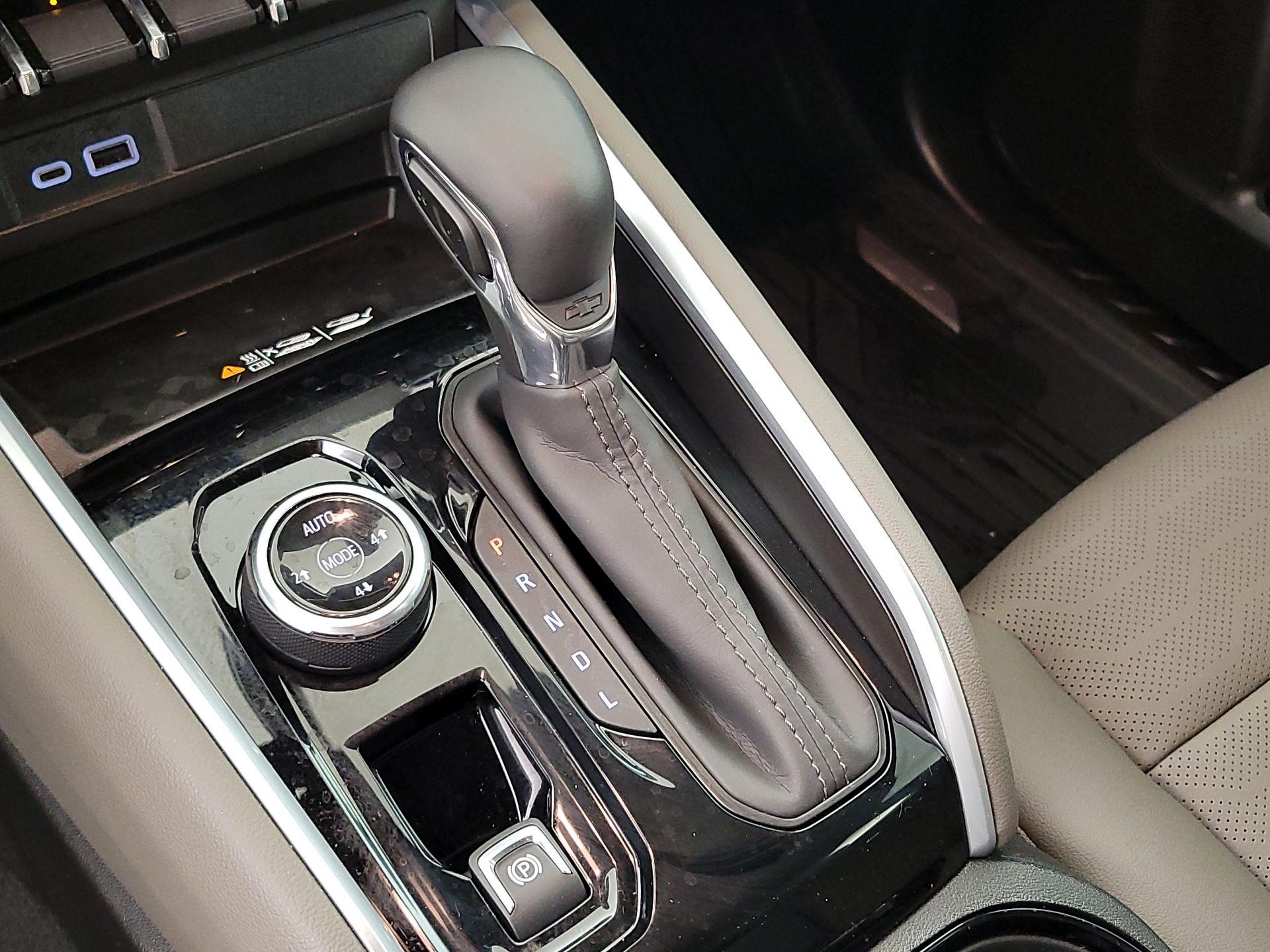 Thumbnail: 2025 Chevrolet Colorado - 18