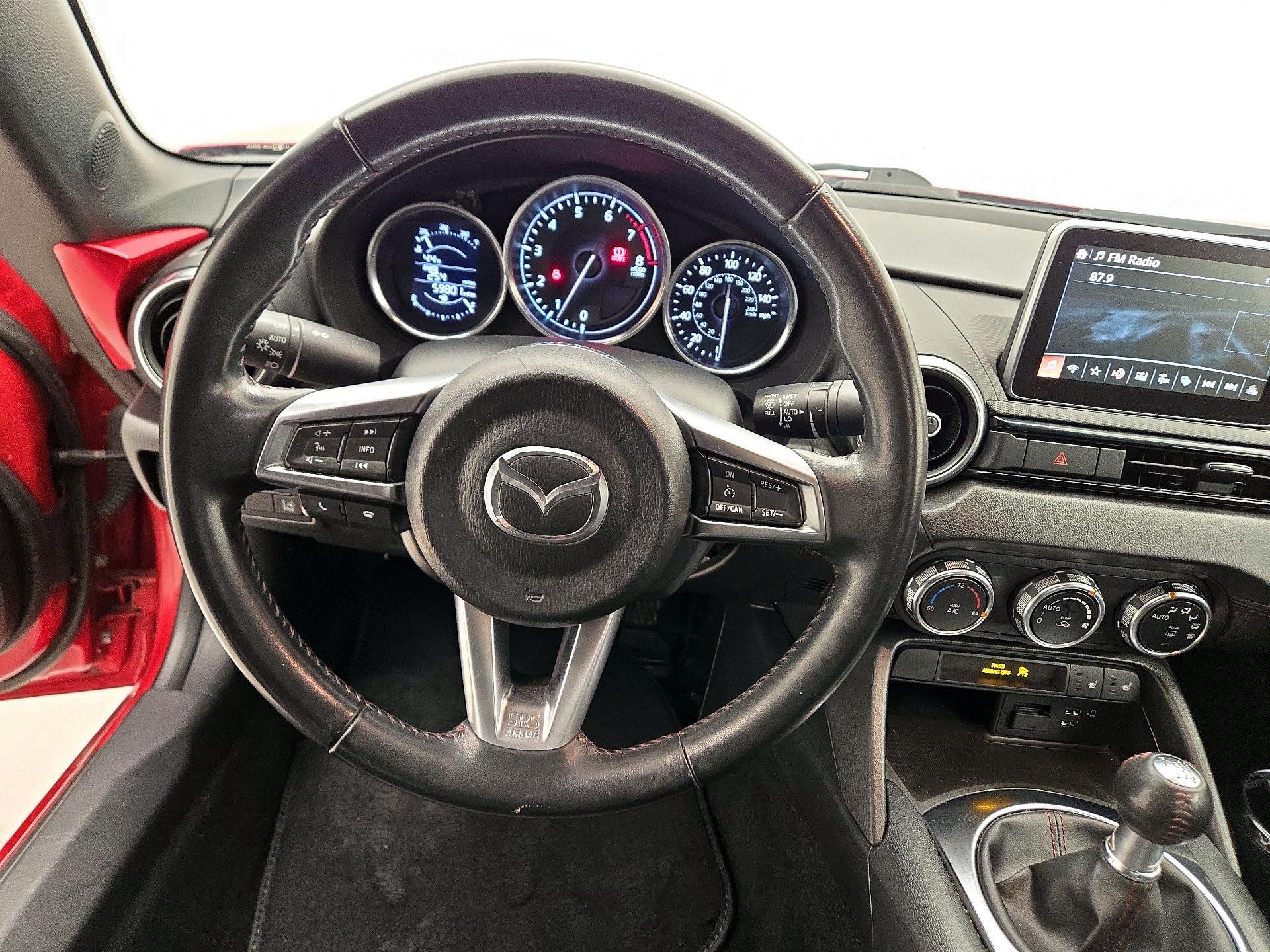 Thumbnail: 2017 Mazda MX-5 Miata - 10