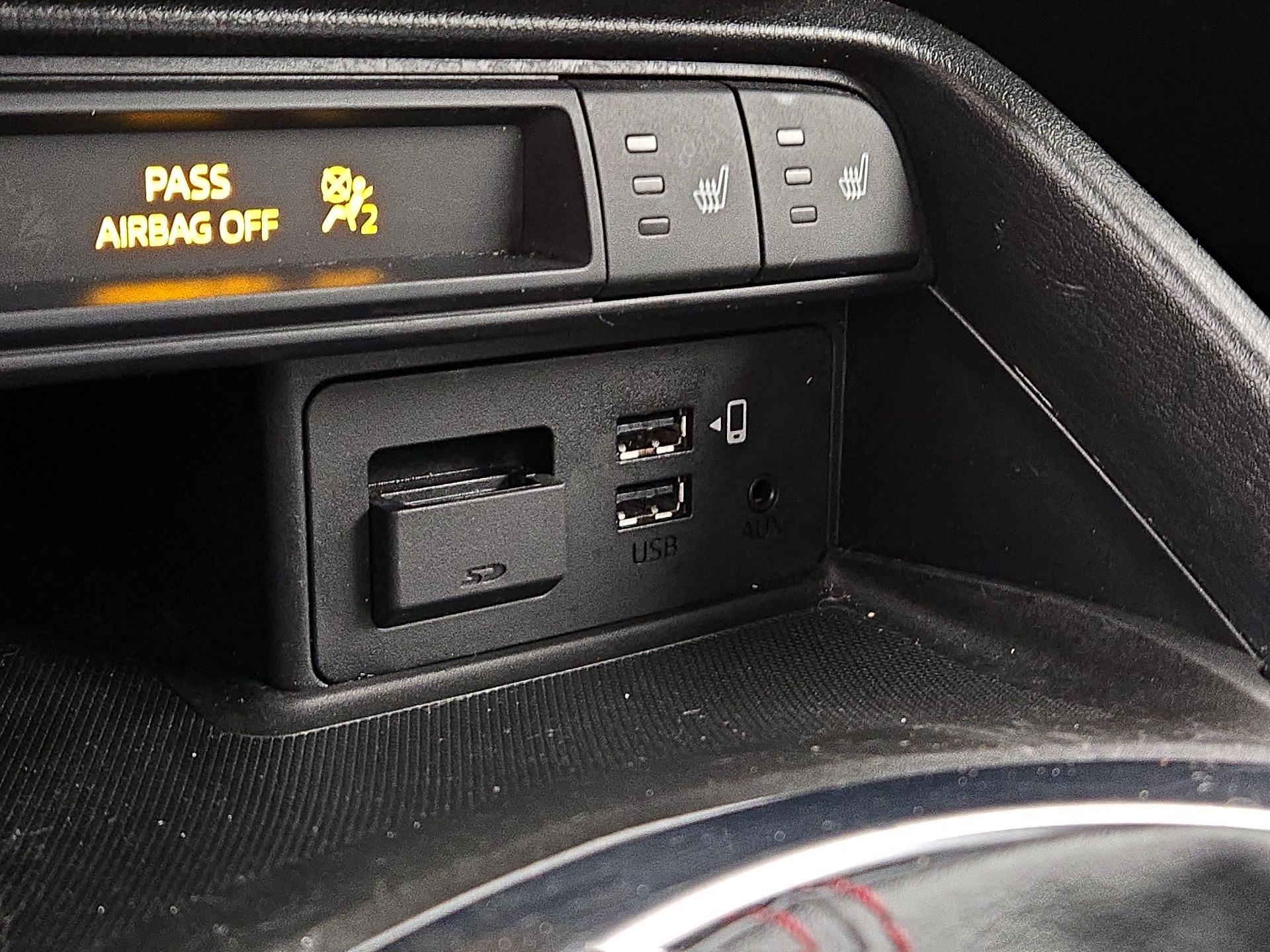 Thumbnail: 2017 Mazda MX-5 Miata - 17