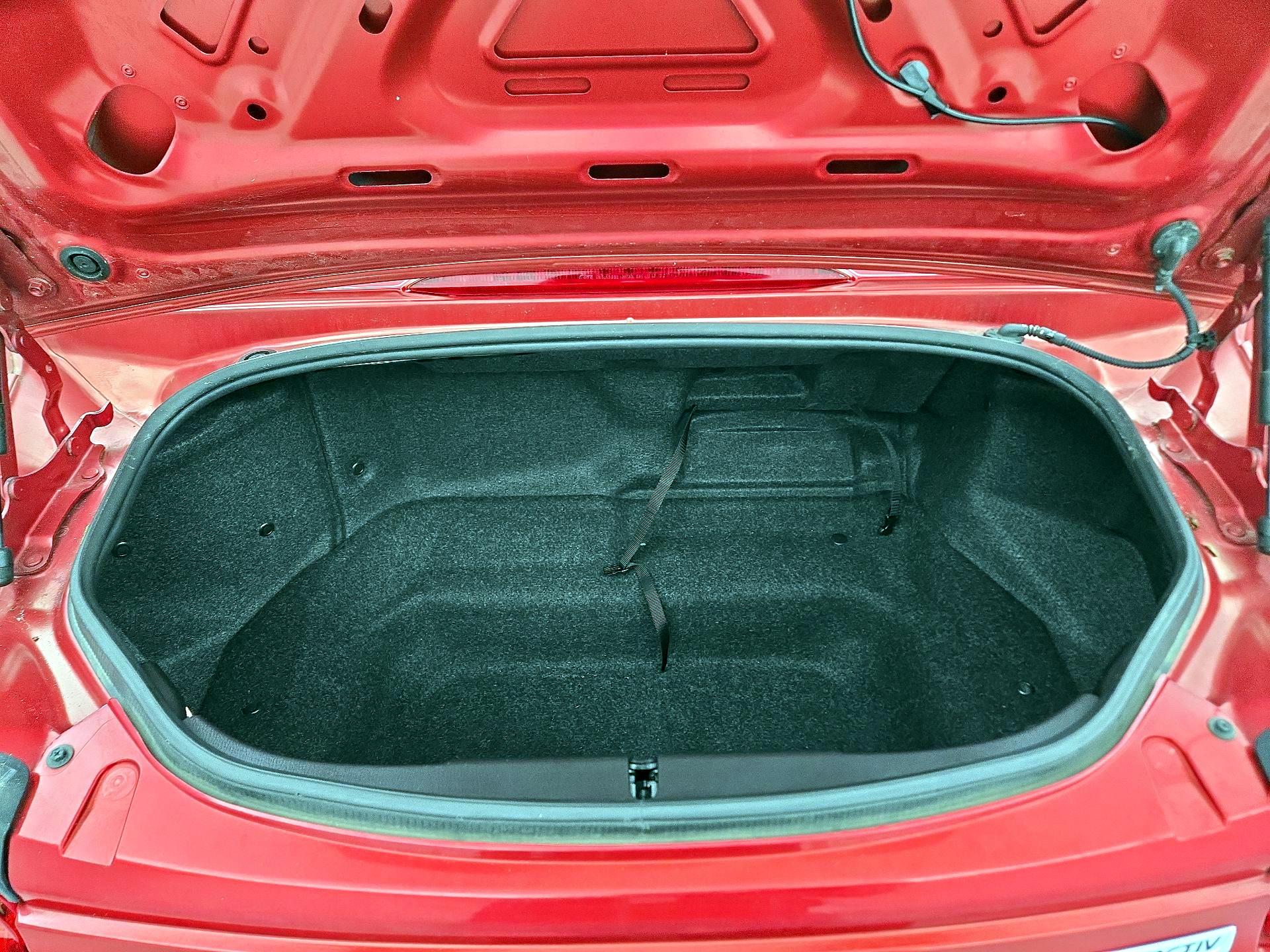 Thumbnail: 2017 Mazda MX-5 Miata - 18