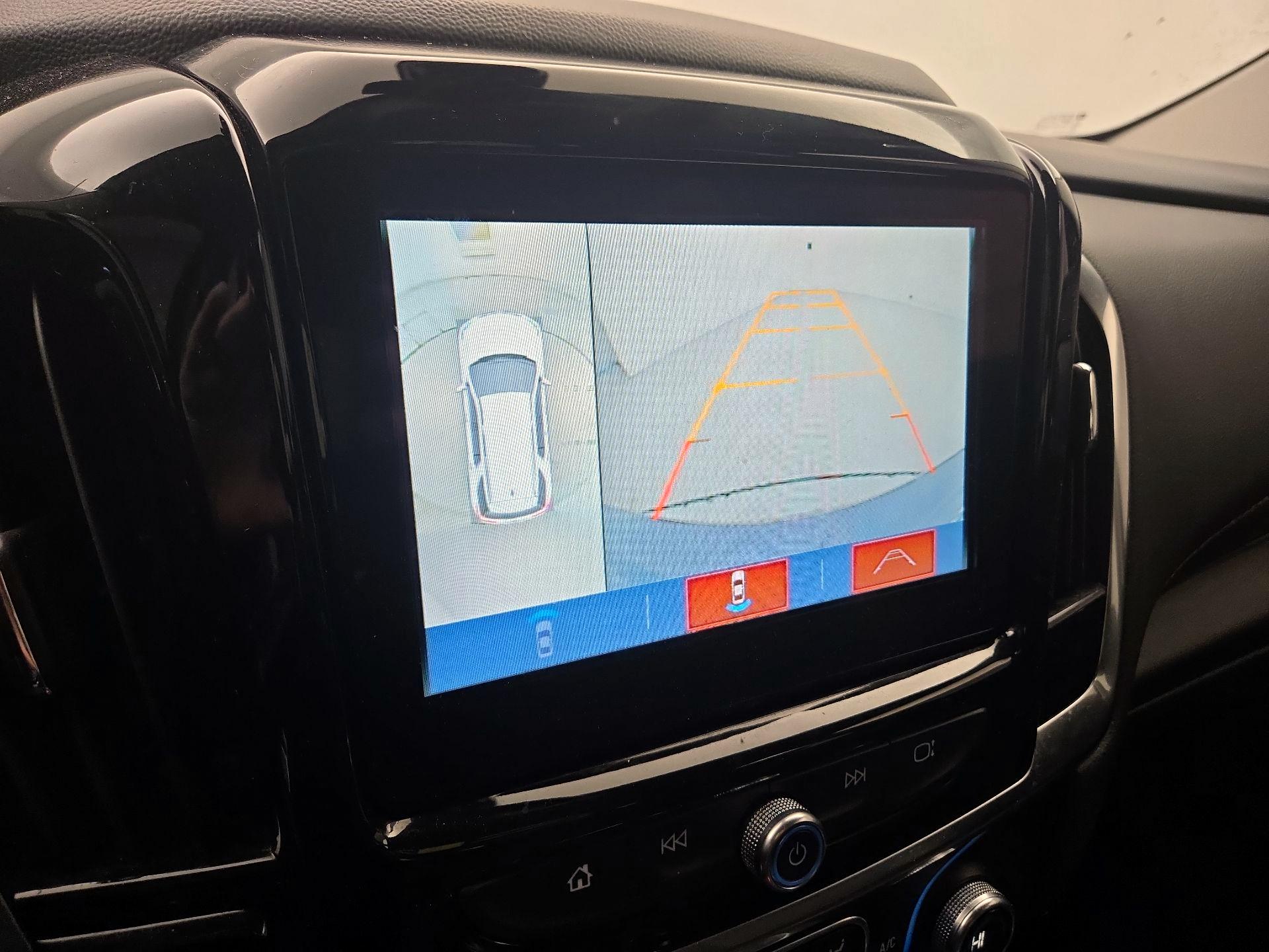 Thumbnail: 2019 Chevrolet Traverse - 15