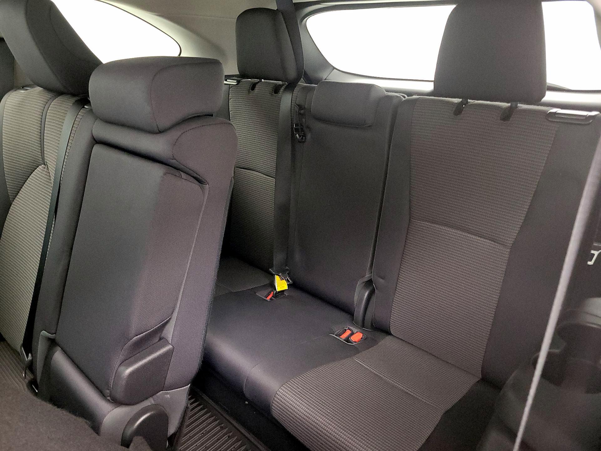 Thumbnail: 2023 Toyota Highlander - 20