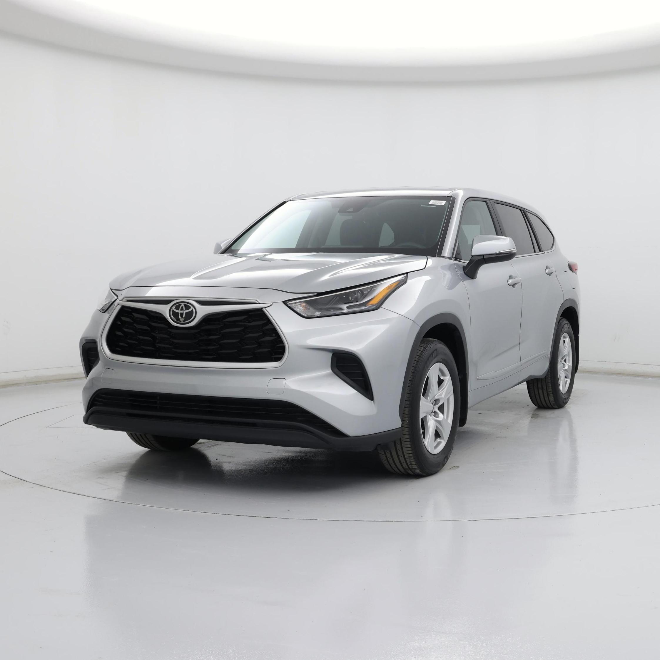 Thumbnail: 2023 Toyota Highlander - 4
