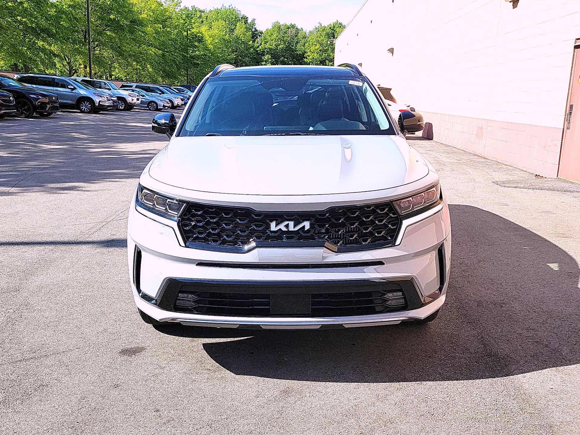 Thumbnail: 2023 Kia Sorento - 2