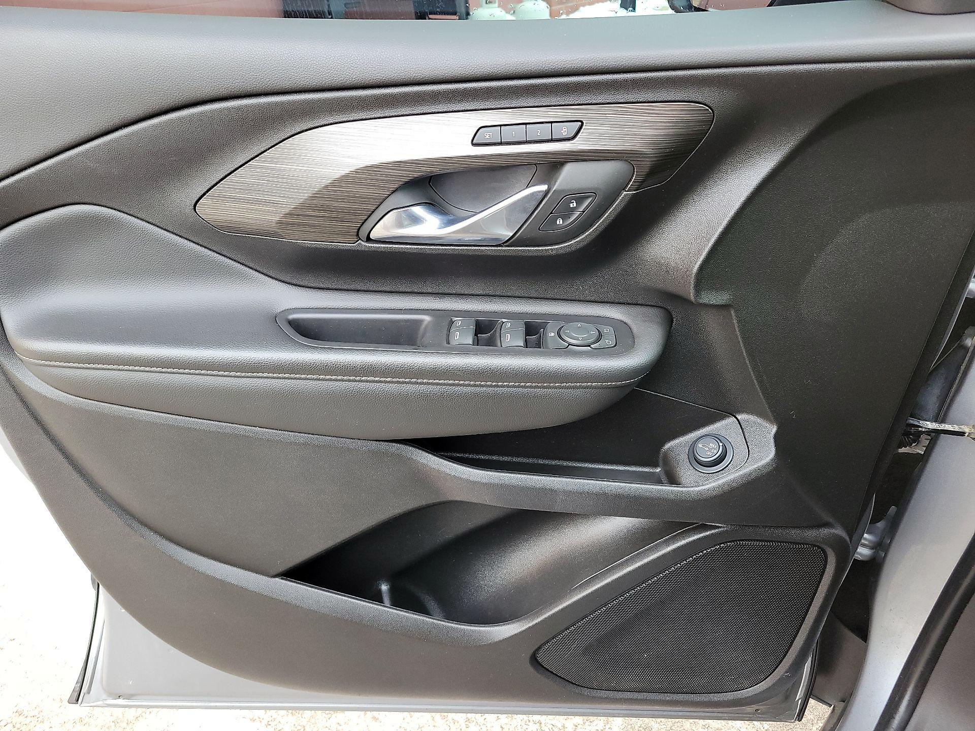 Thumbnail: 2024 GMC Terrain - 10