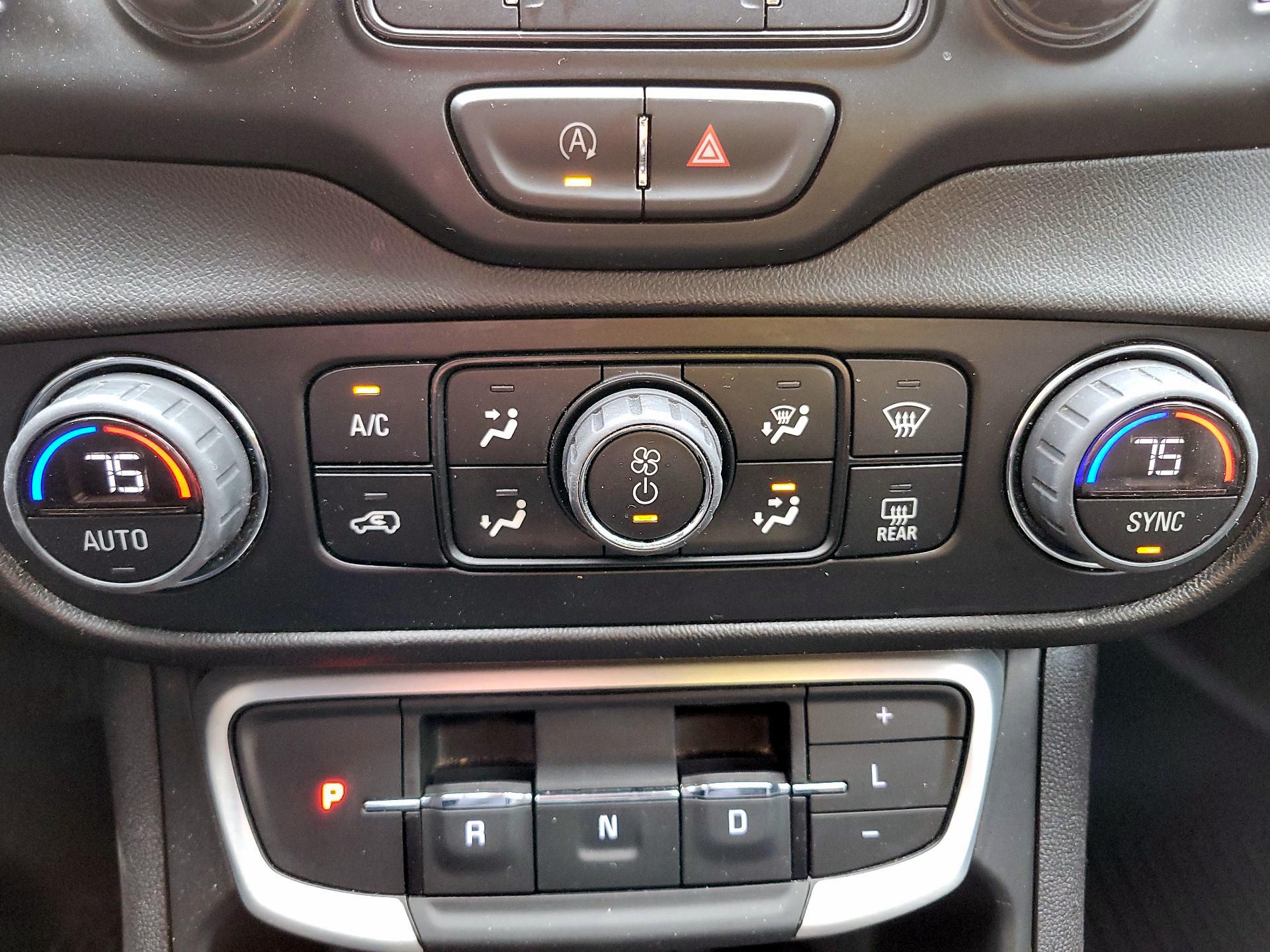 Thumbnail: 2024 GMC Terrain - 14