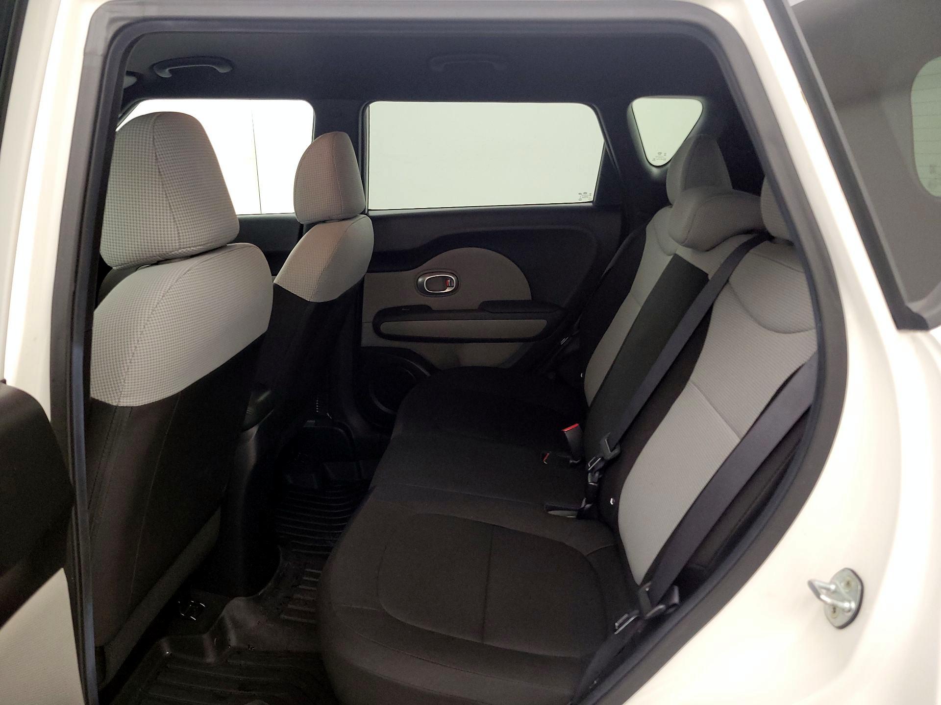 Thumbnail: 2018 Kia Soul - 19