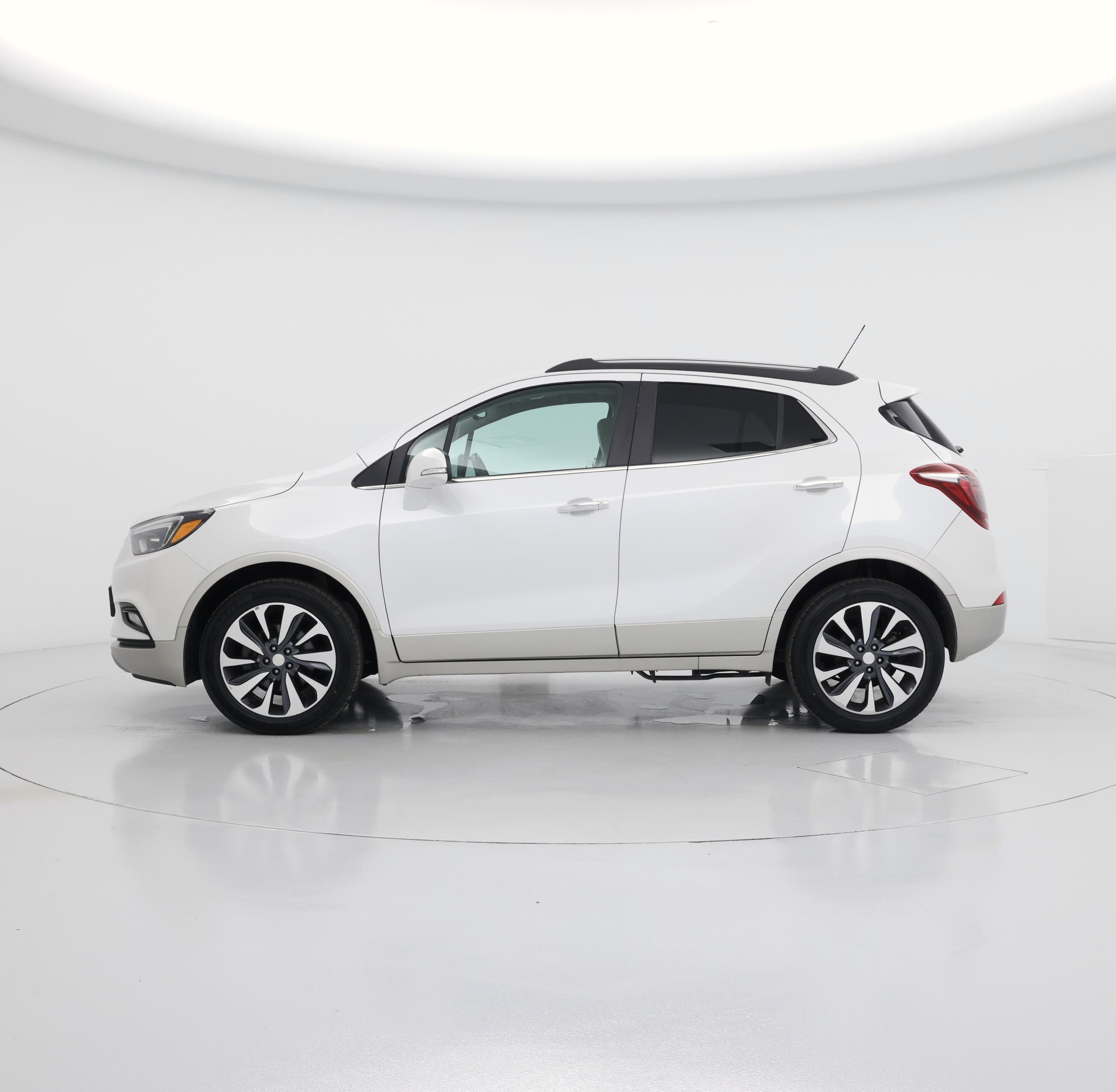 Thumbnail: 2019 Buick Encore - 3