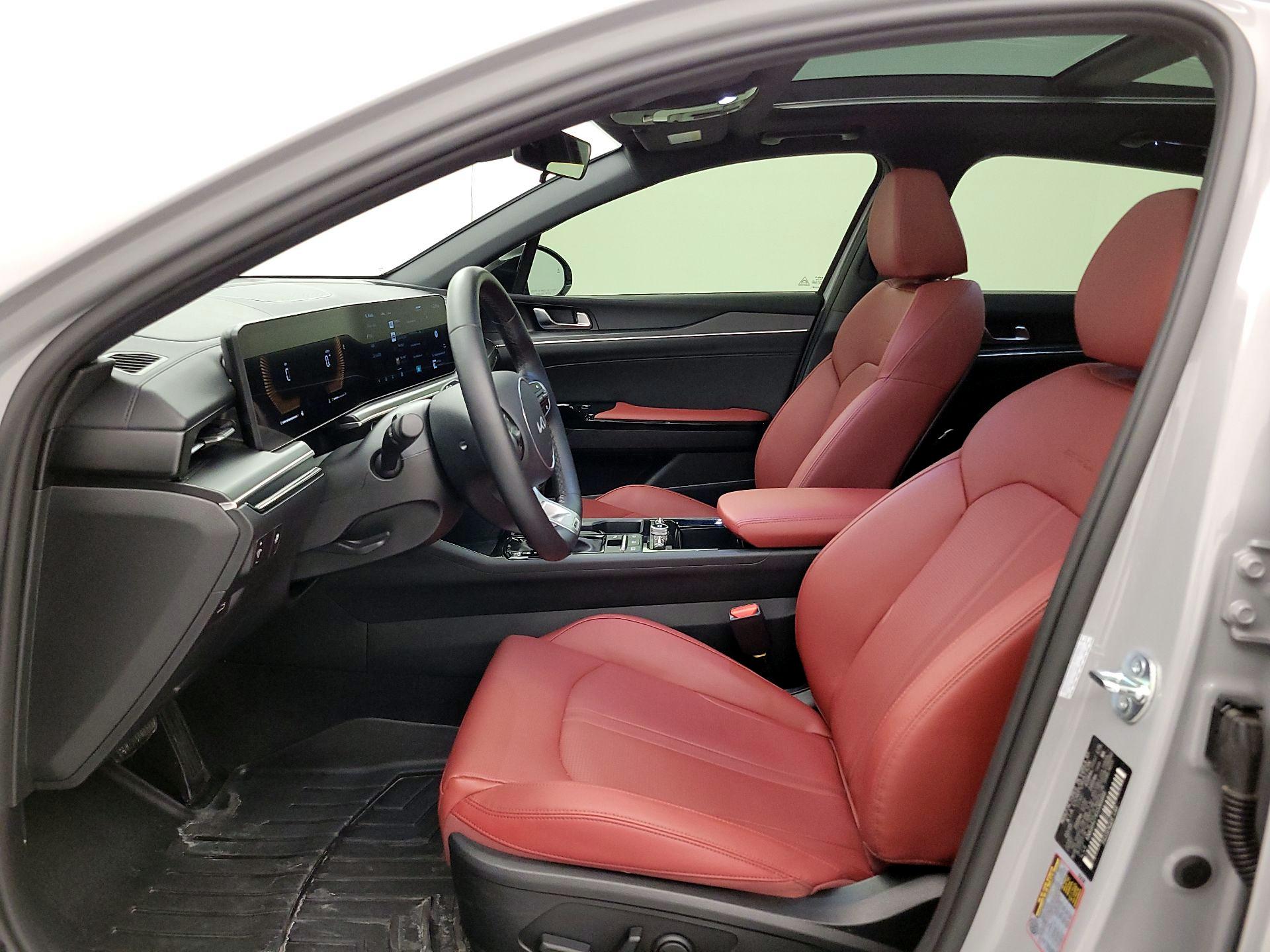 Thumbnail: 2025 Kia K5 - 11