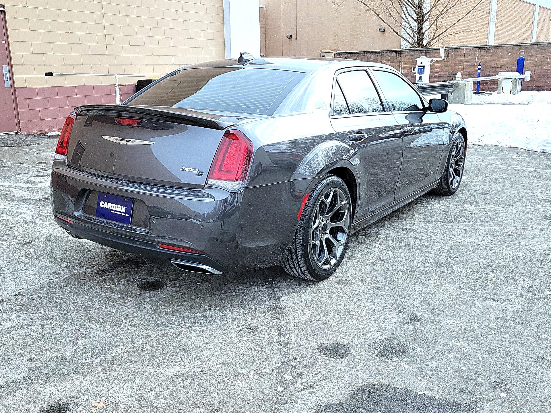 Thumbnail: 2018 Chrysler 300 - 5