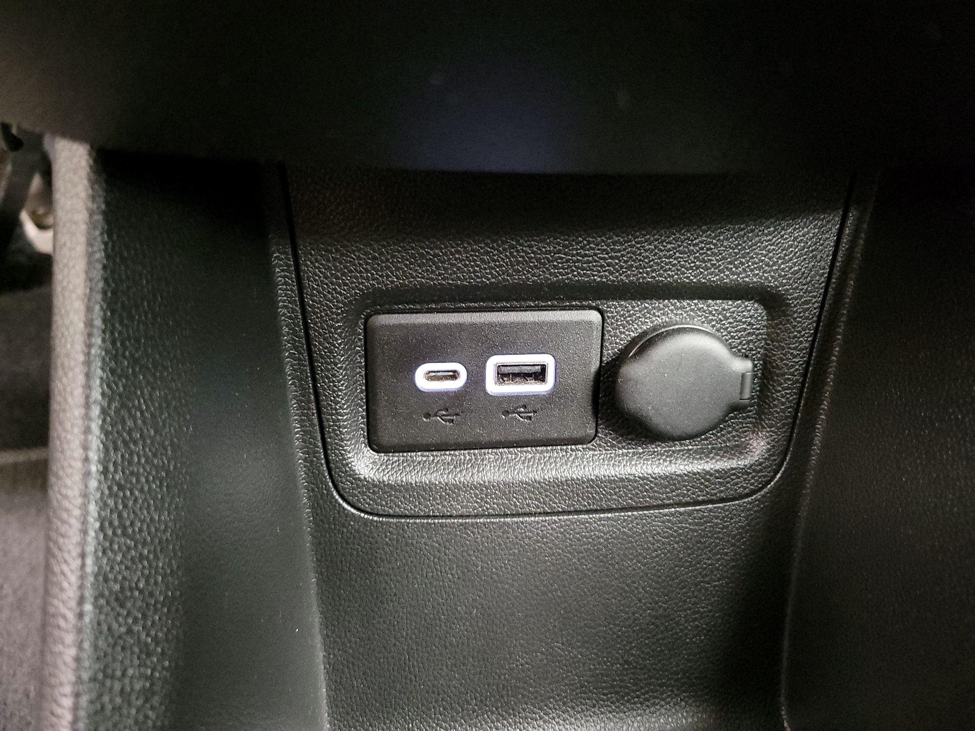 Thumbnail: 2021 Chevrolet Spark - 18