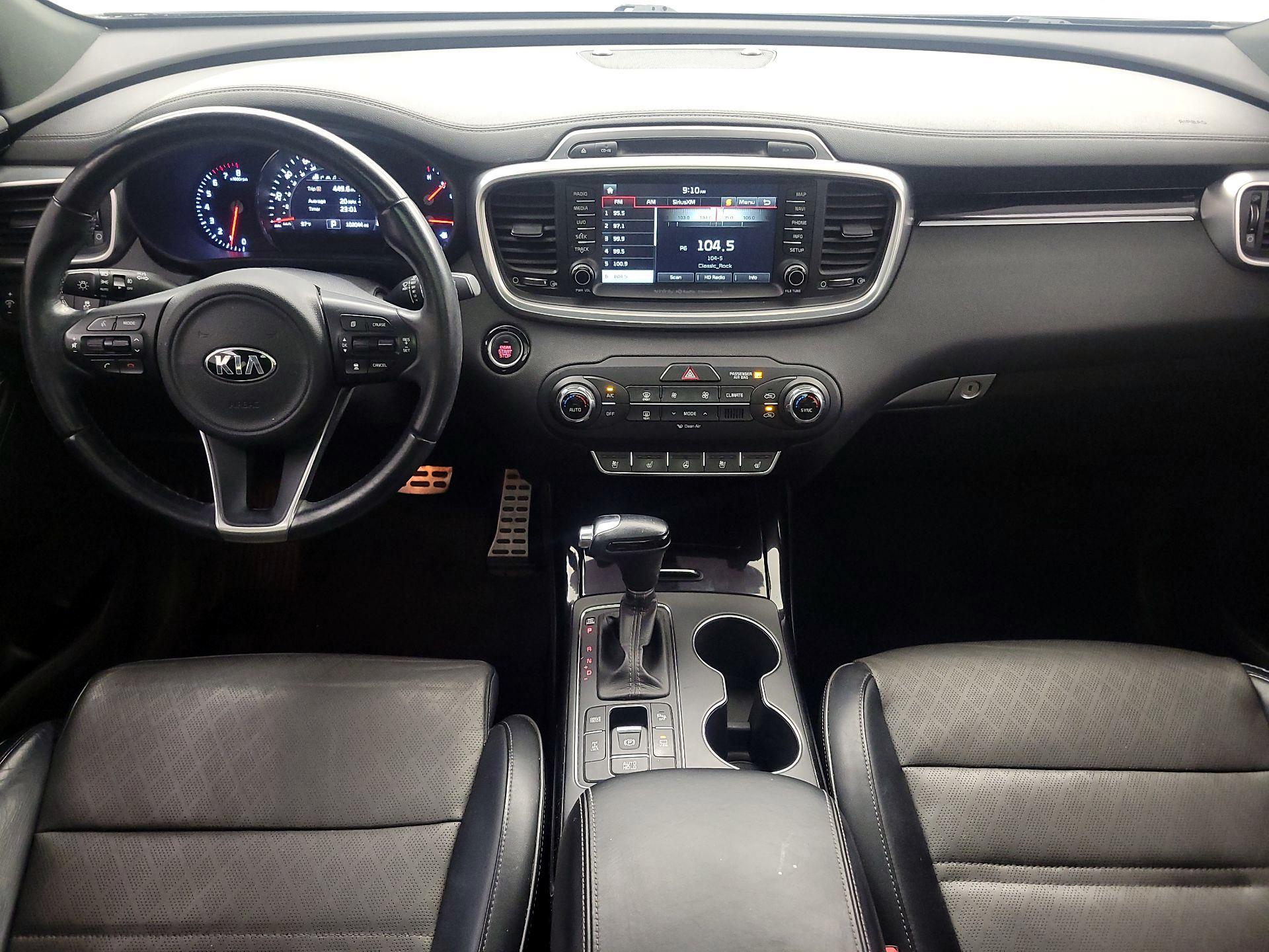 Thumbnail: 2016 Kia Sorento - 9