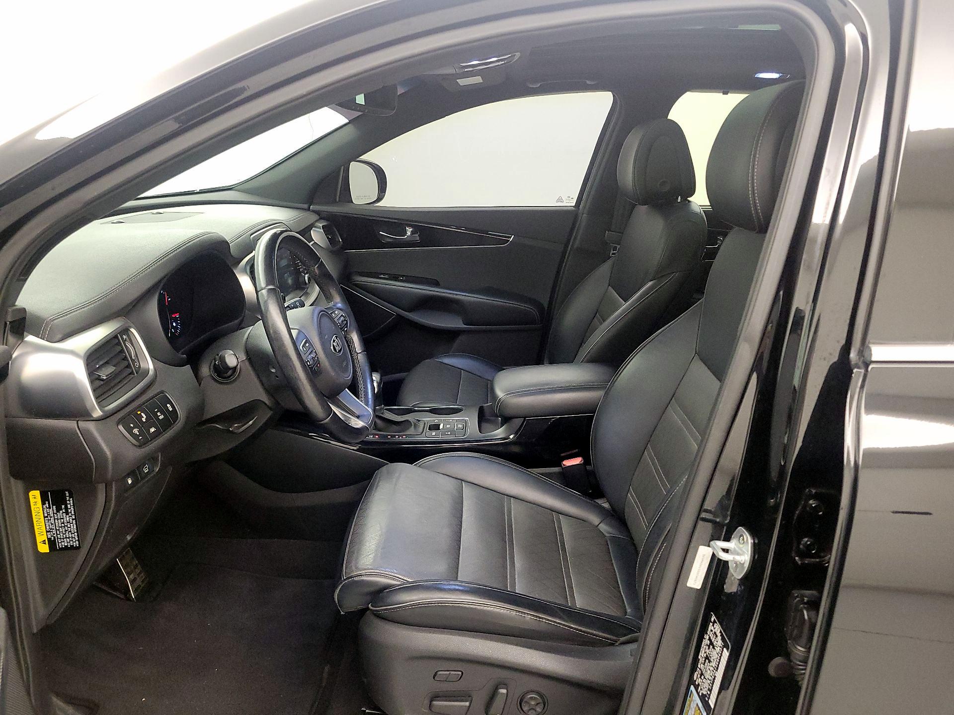 Thumbnail: 2016 Kia Sorento - 11