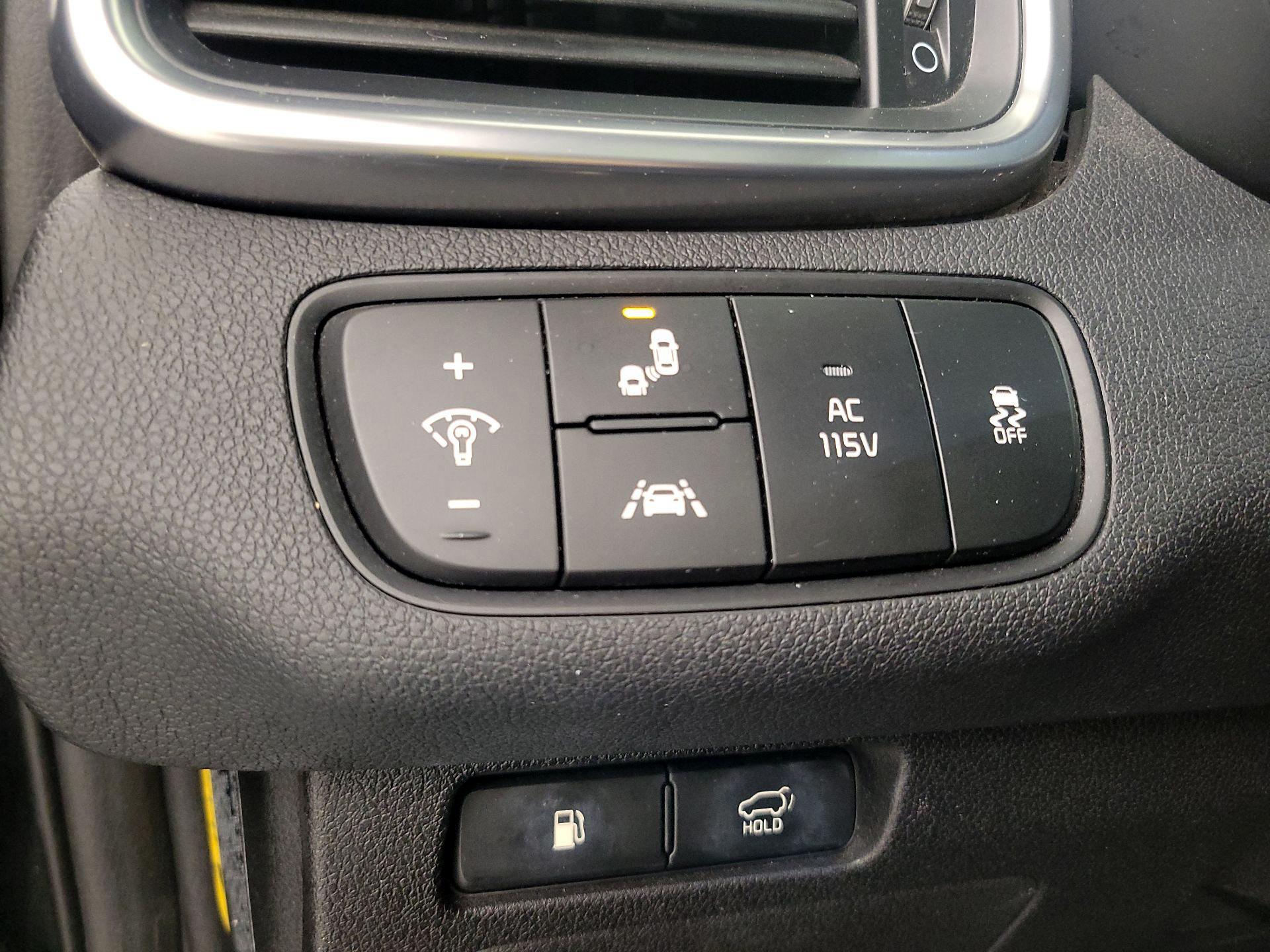 Thumbnail: 2016 Kia Sorento - 13