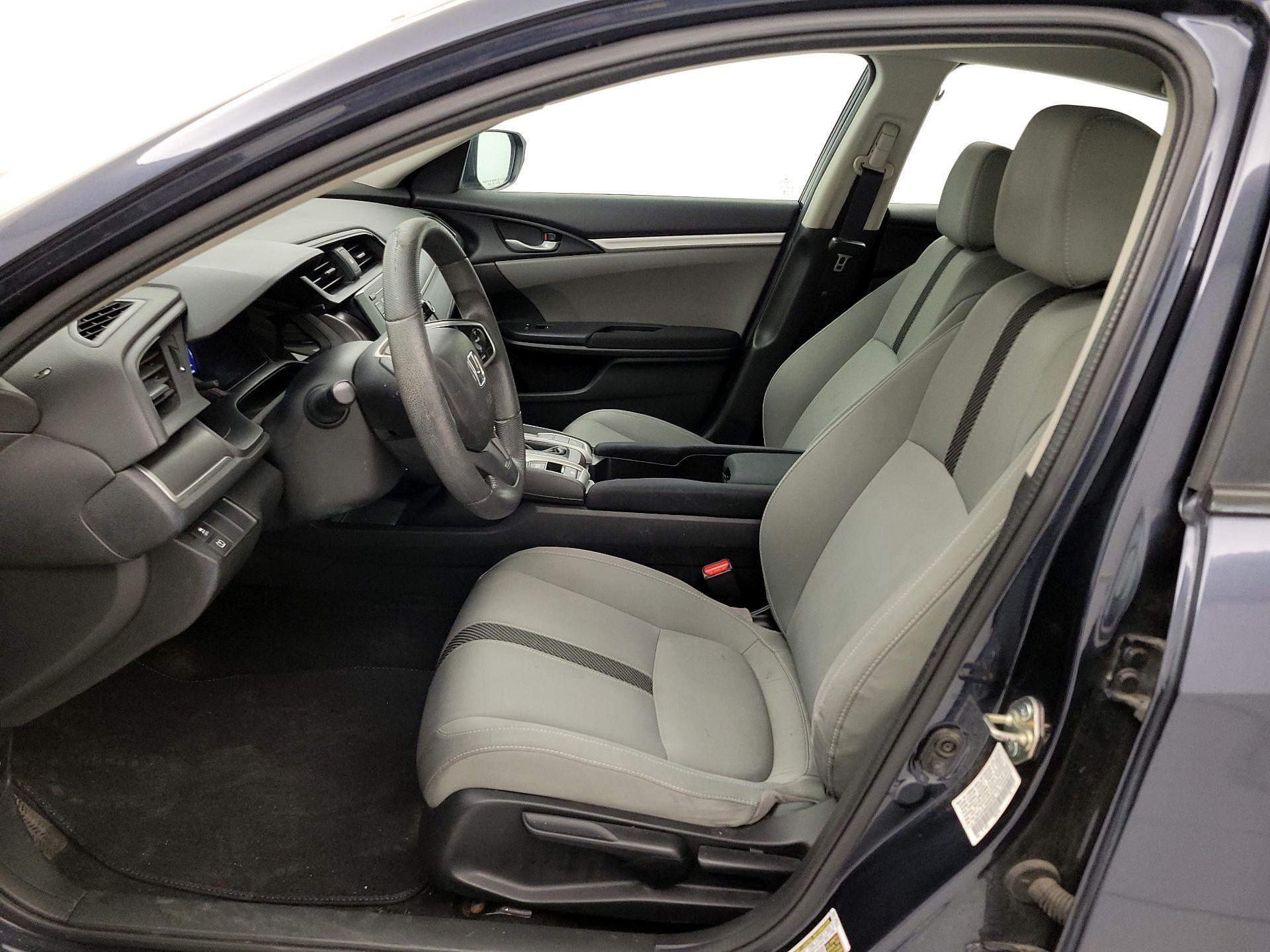 Thumbnail: 2016 Honda Civic - 11