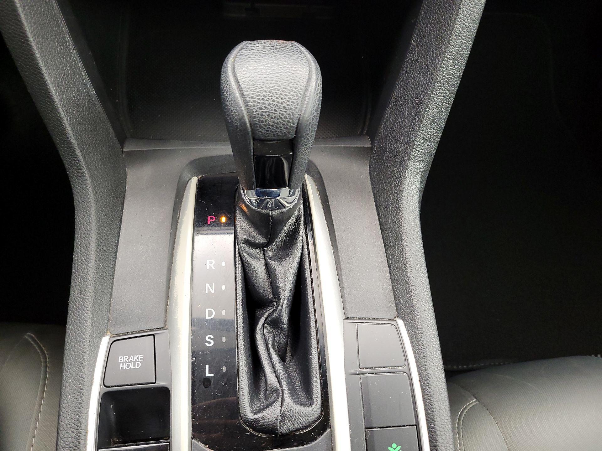 Thumbnail: 2016 Honda Civic - 17