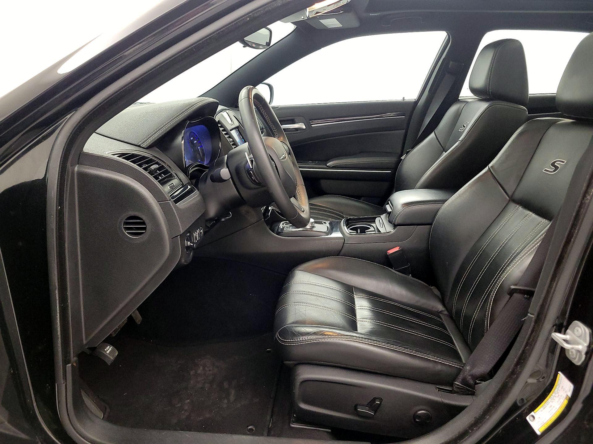 Thumbnail: 2023 Chrysler 300 - 11