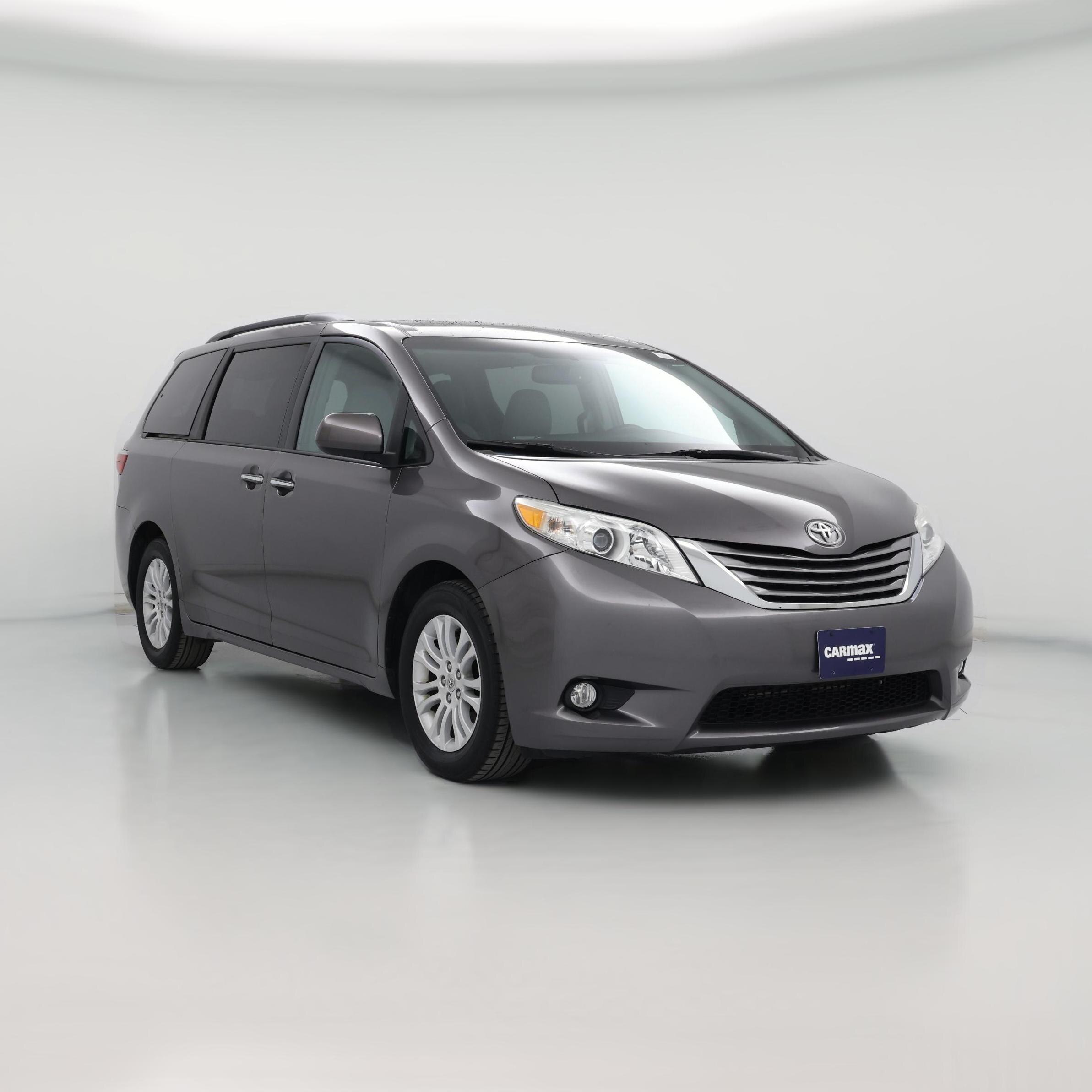 Thumbnail: 2015 Toyota Sienna - 1